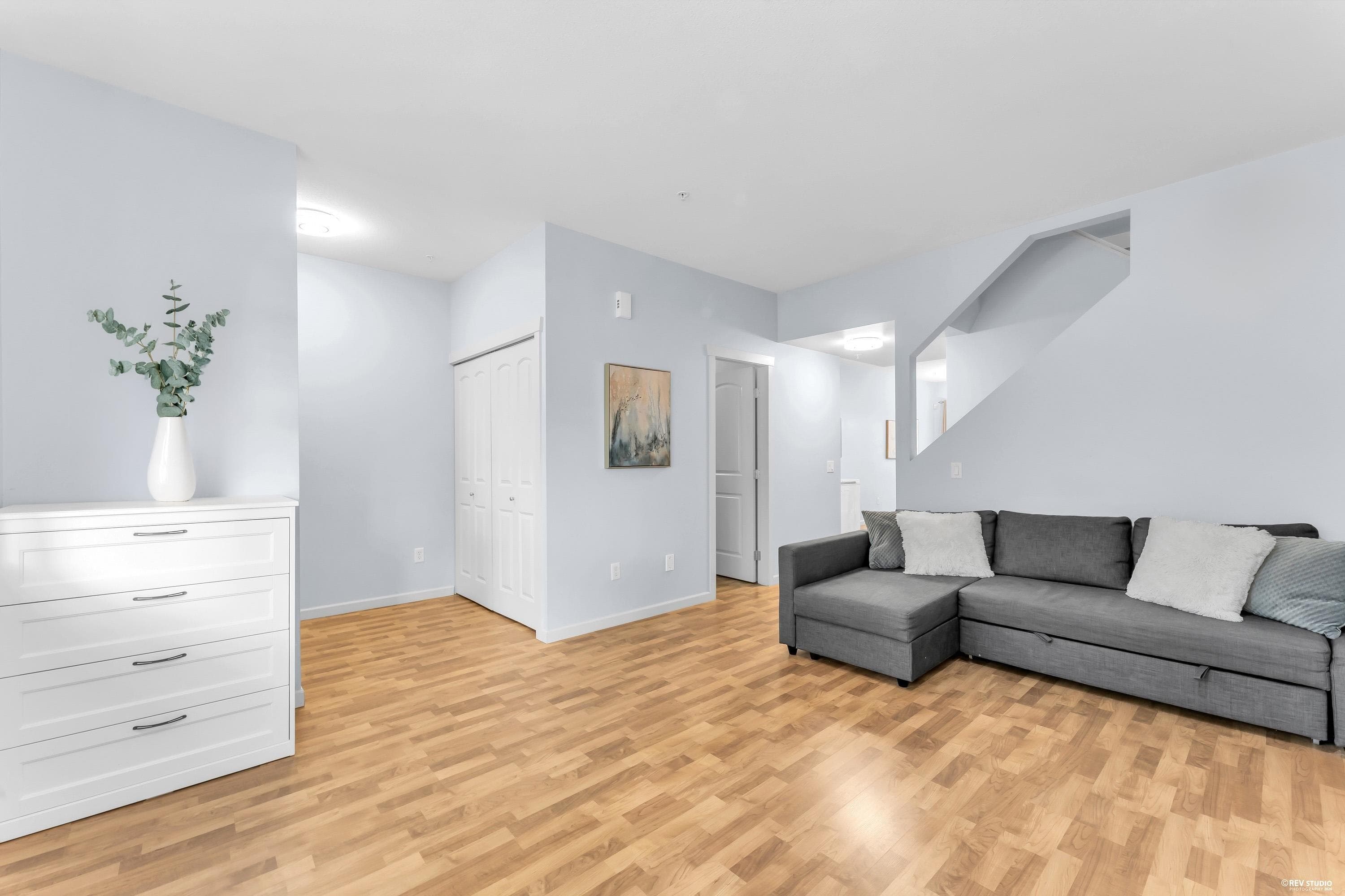 3 - 27295 30 Avenue, Langley, V4W 3J6 — photo 1