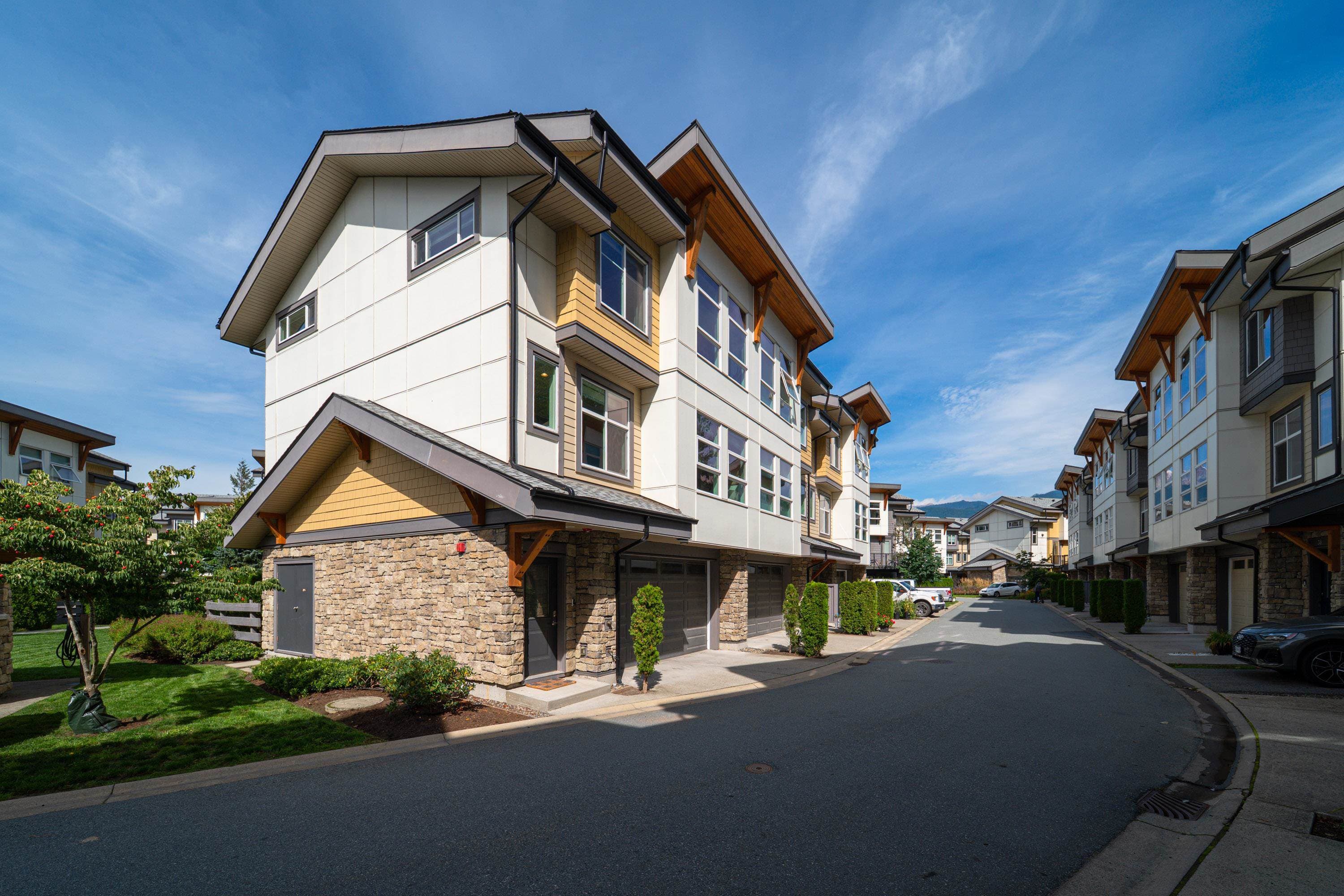 61 - 39548 Loggers Lane, Squamish, V8B 0V7 — photo 1