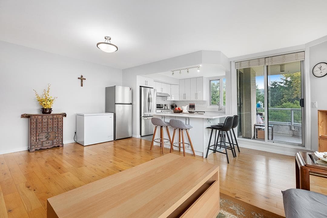 601 - 7321 Halifax Street, Burnaby, V5A 4R5 — photo 2