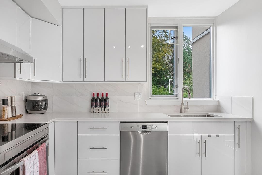 601 - 7321 Halifax Street, Burnaby, V5A 4R5 — photo 4