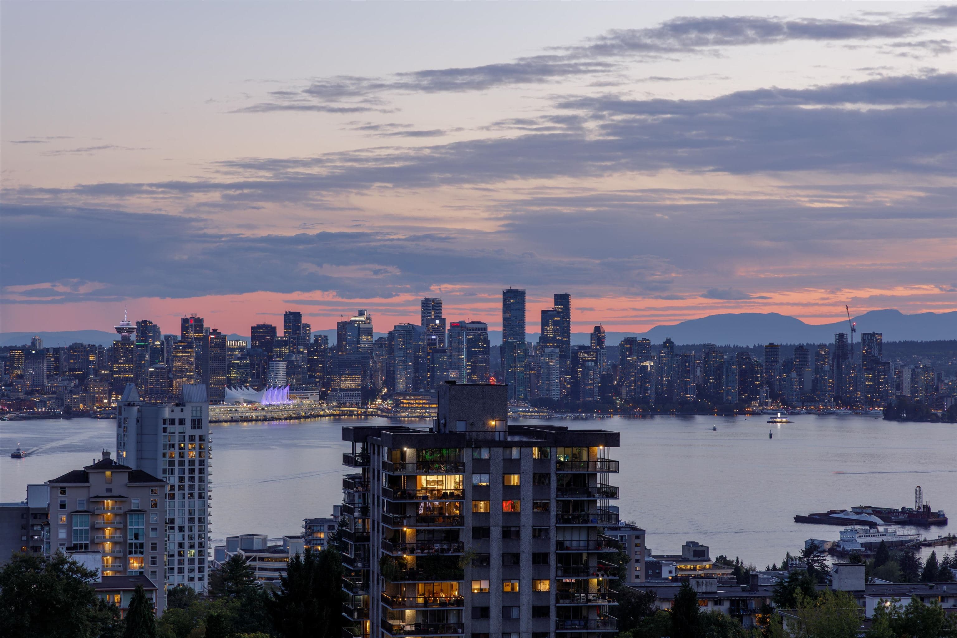 1005 - 135 E 13th Street, North Vancouver, V7L 0J8 — photo 1