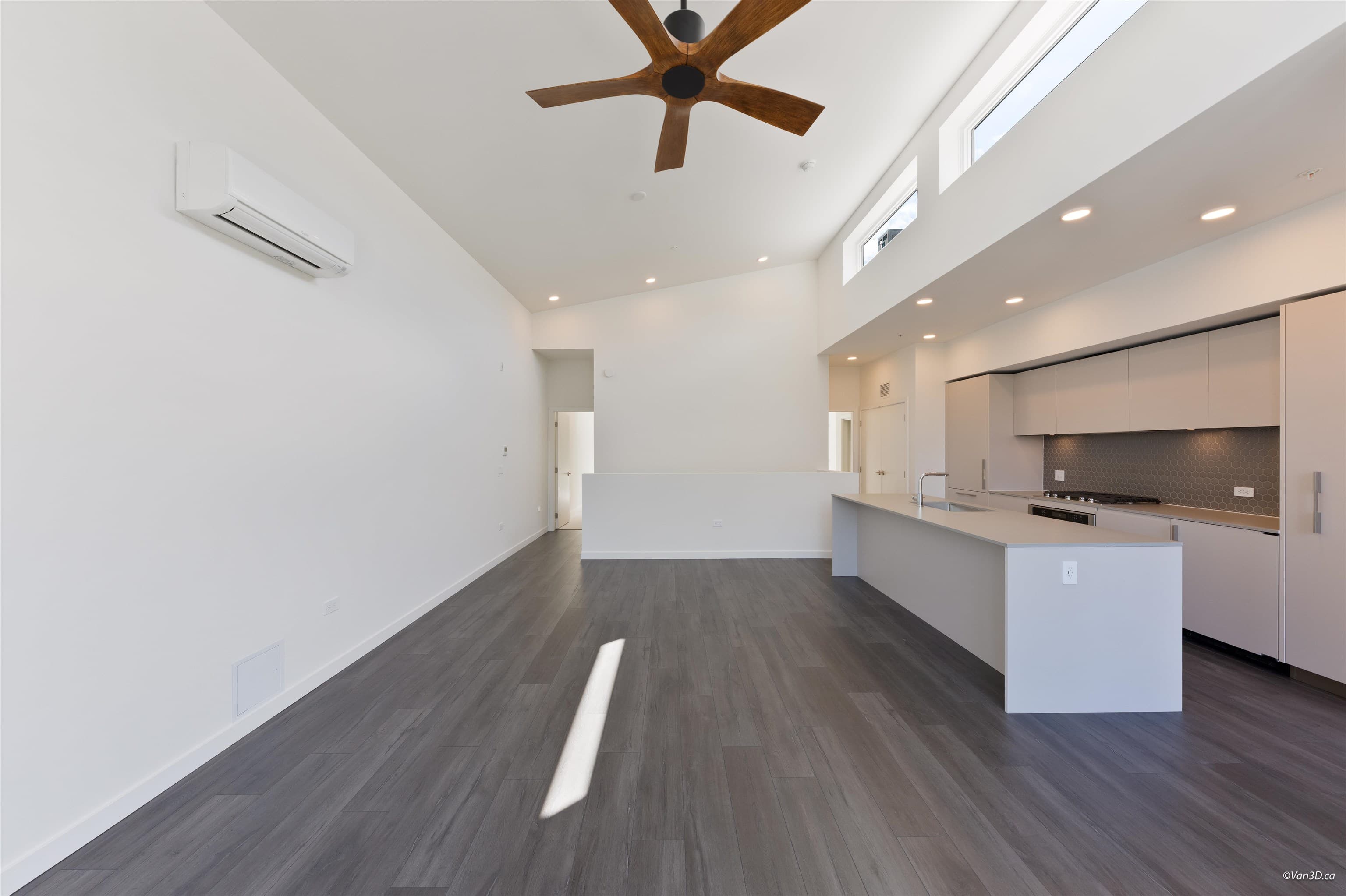 208 - 1502 Scott Crescent, Squamish, V8B 1G4 — photo 5
