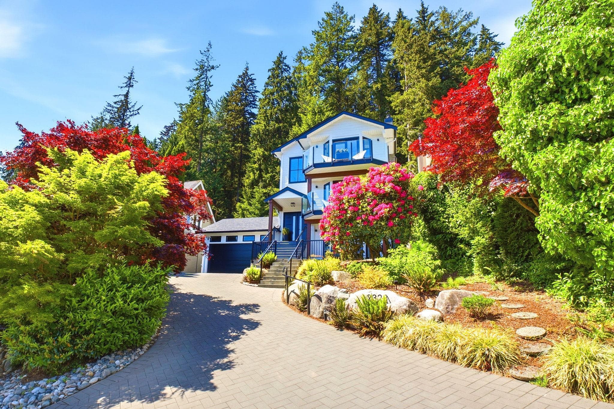 2323 Badger Road, North Vancouver, V7G 1S9 — photo 2