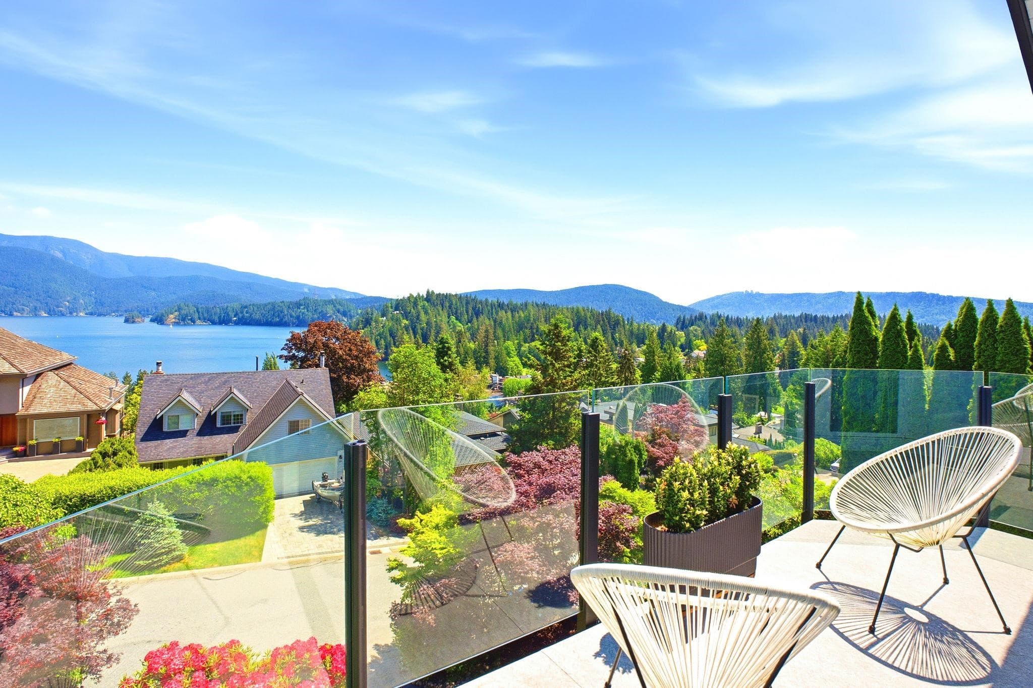 2323 Badger Road, North Vancouver, V7G 1S9 — photo 4