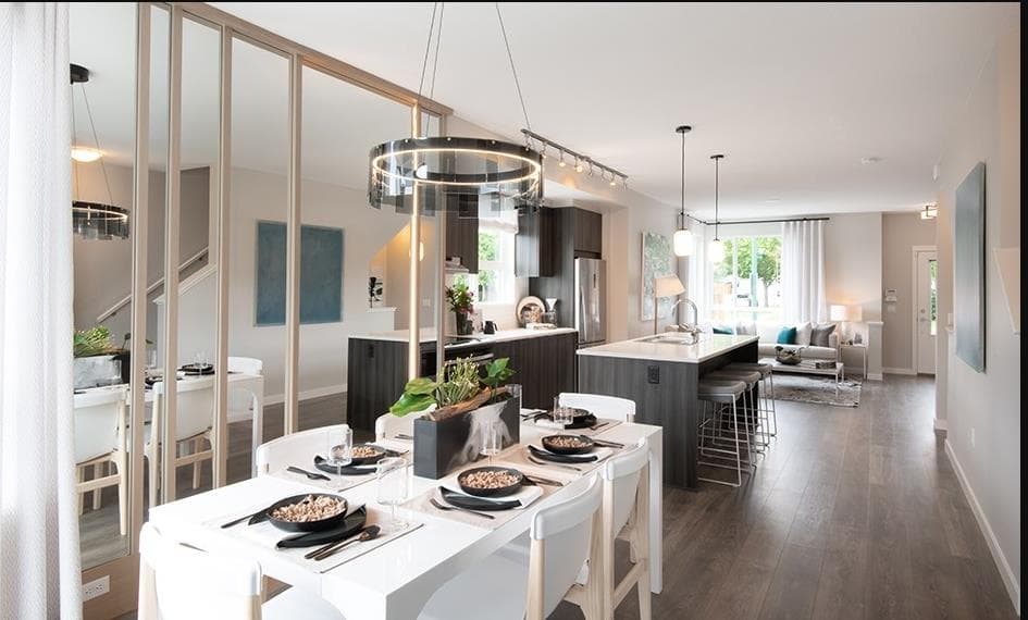 128 - 15111 Edmund Drive, Surrey