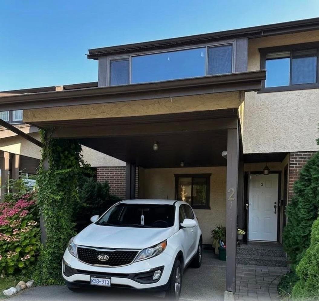 2 - 9377 Corbould Street, Chilliwack, V2P 4A2 — photo 1