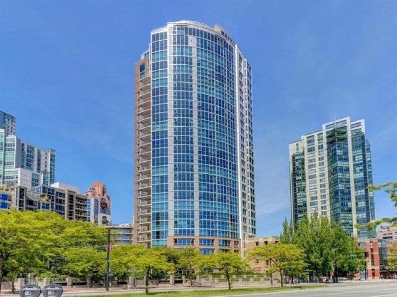 705 - 388 Drake St, Vancouver