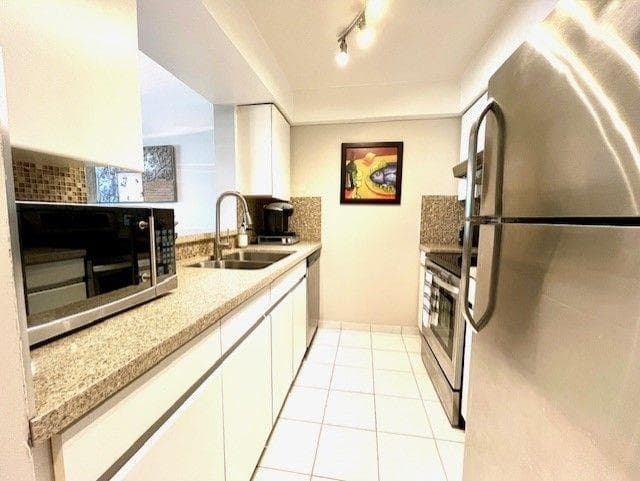 888 Hamilton Street, Vancouver, V6B 5W4 — photo 3
