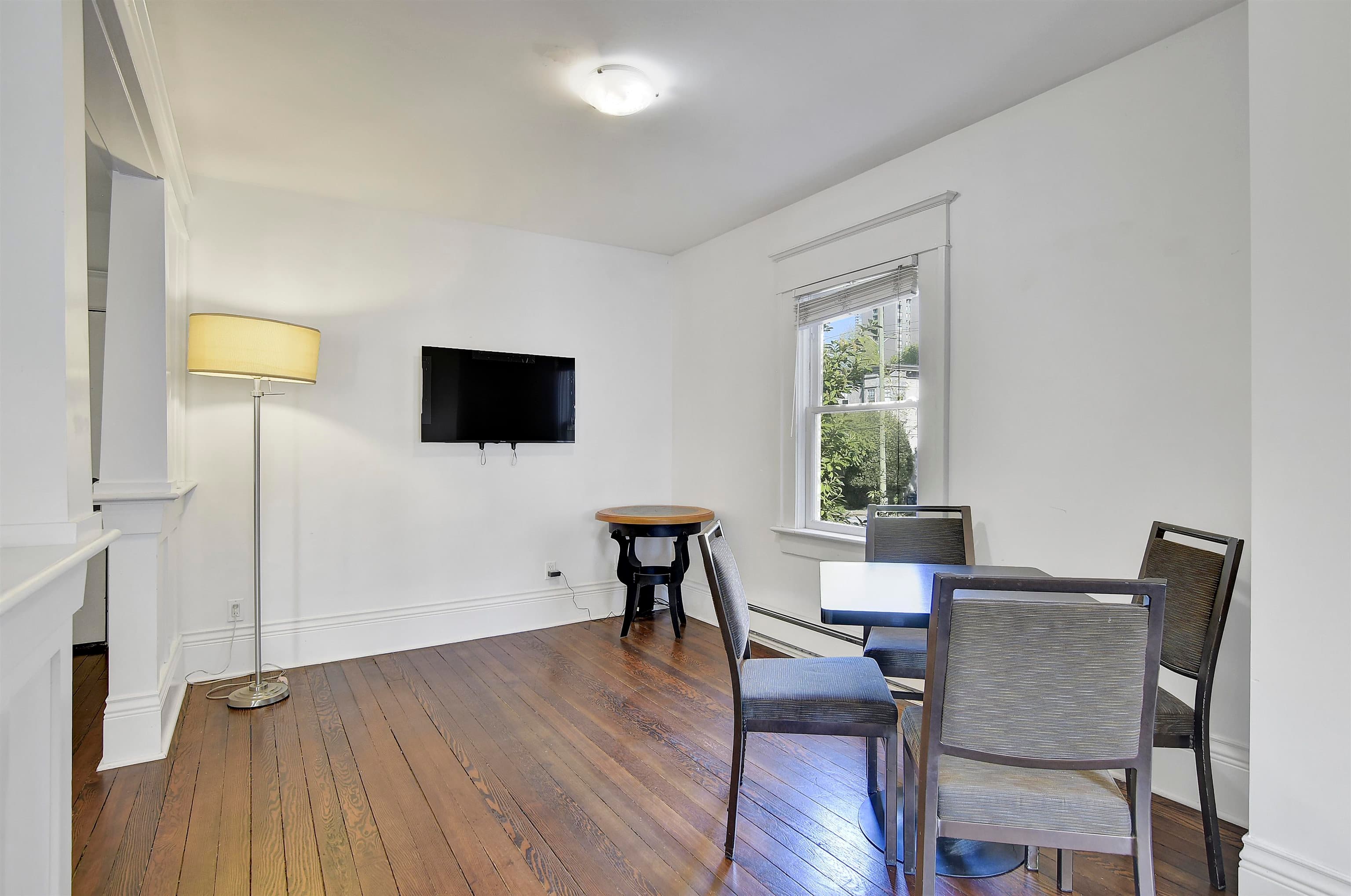 2 - 1517 Comox Street, Vancouver, V6G 1P3 — photo 2