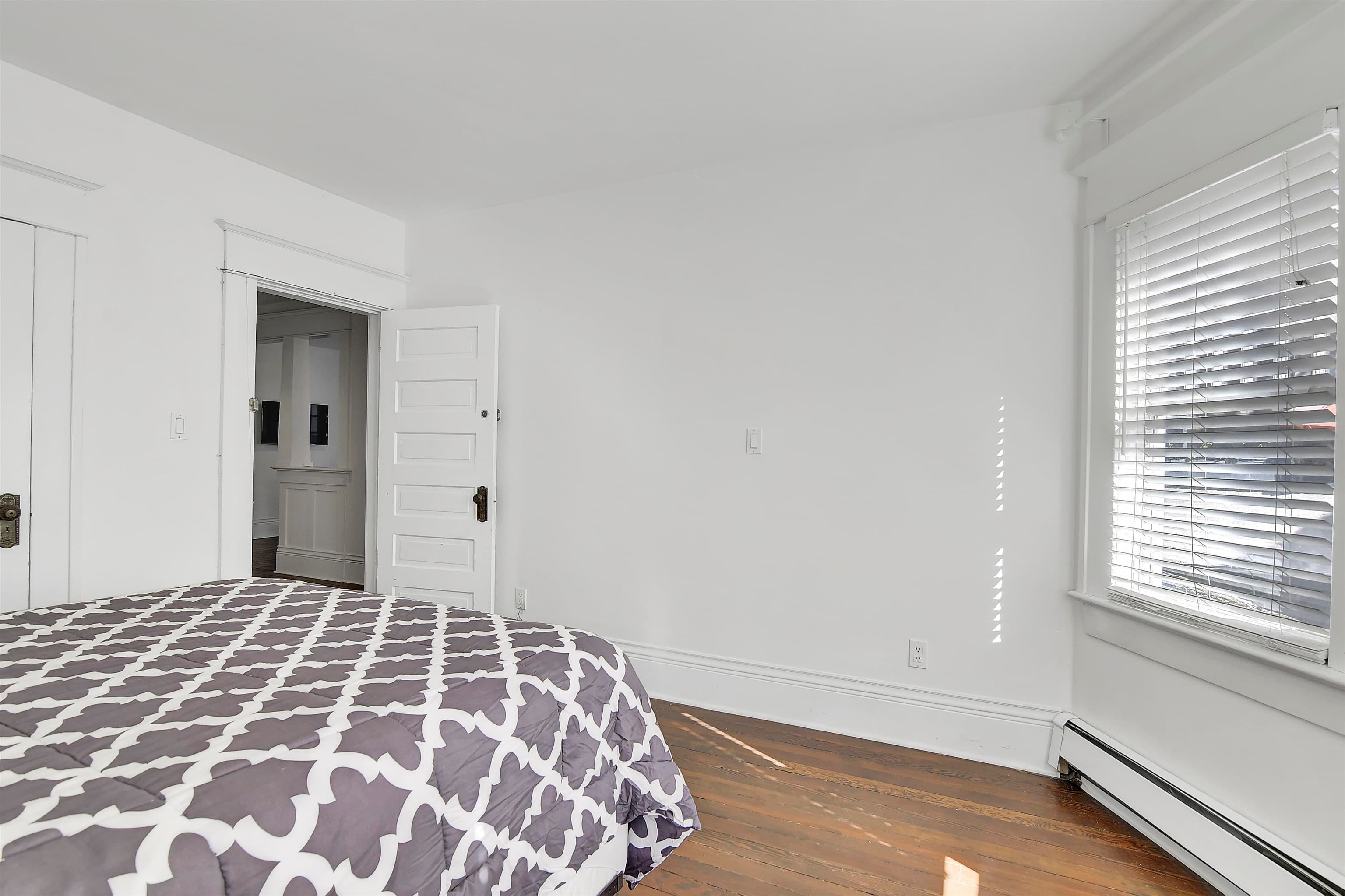 2 - 1517 Comox Street, Vancouver, V6G 1P3 — photo 5