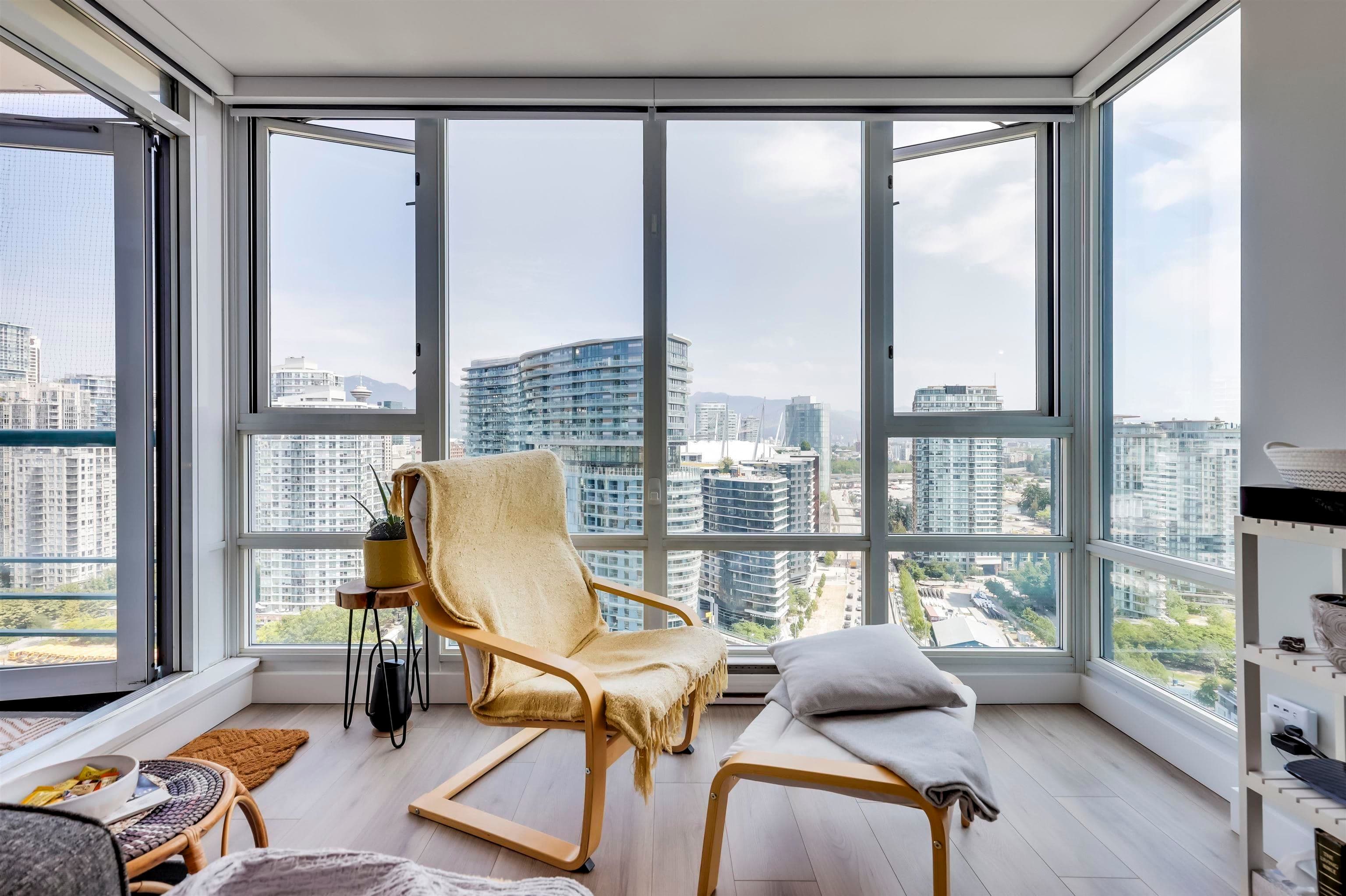 2802 - 1033 Marinaside Crescent, Vancouver, V6Z 3A3 — photo 3