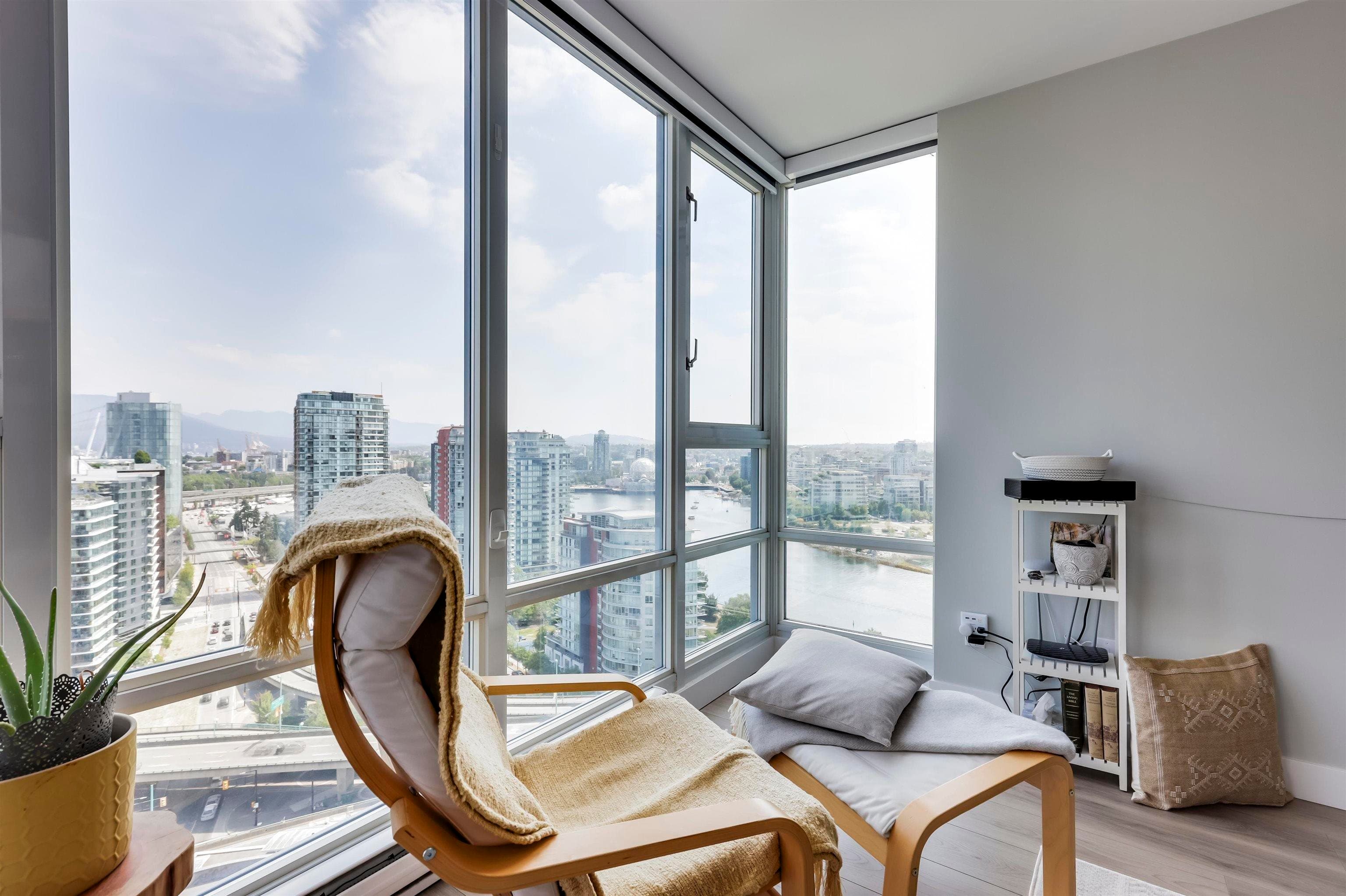 2802 - 1033 Marinaside Crescent, Vancouver, V6Z 3A3 — photo 4
