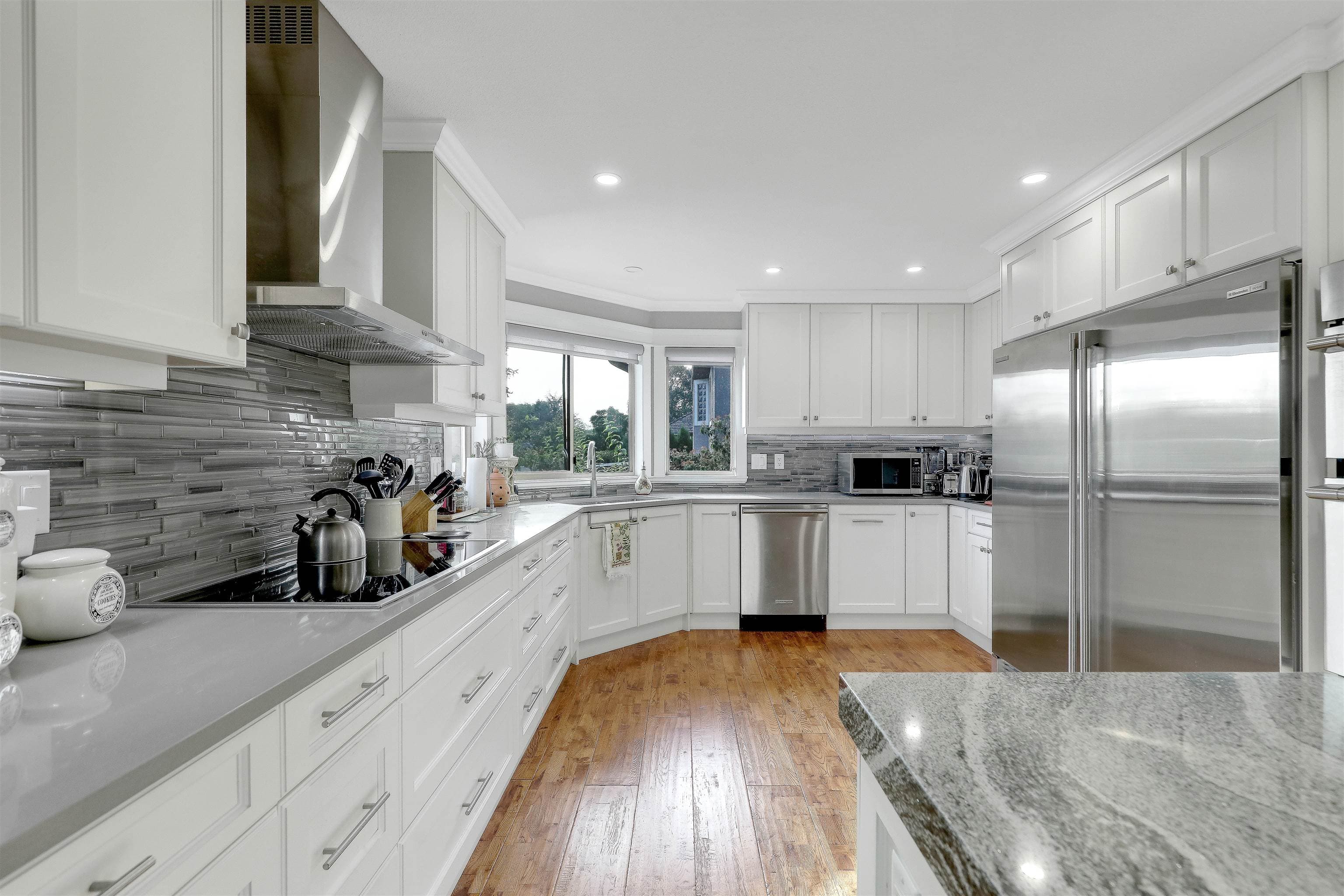 16346 80 Avenue, Surrey, V4N 0X3 — photo 2