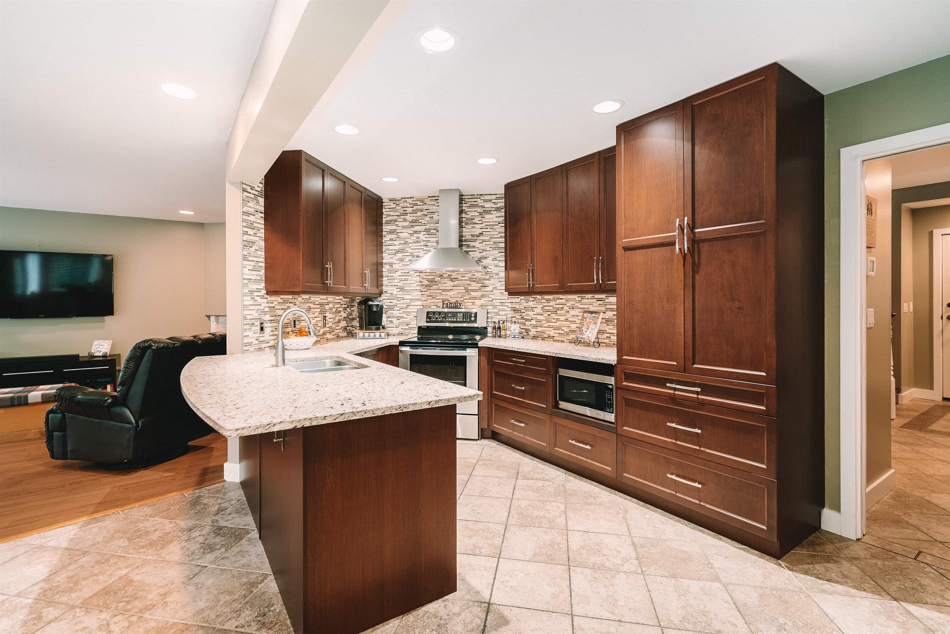 14832 83 Avenue, Surrey, V3S 7S1 — photo 4