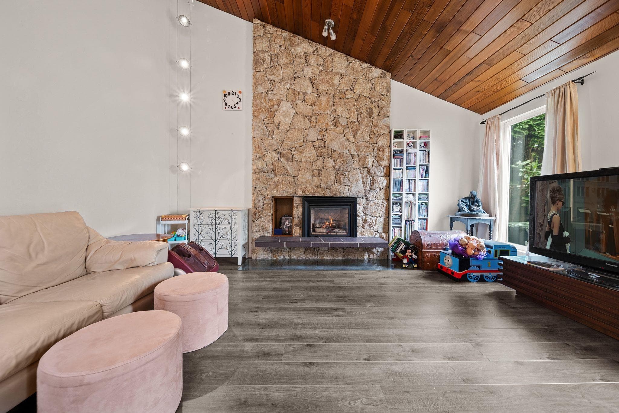 1003 Windward Drive, Coquitlam, V3C 4M5 — photo 5