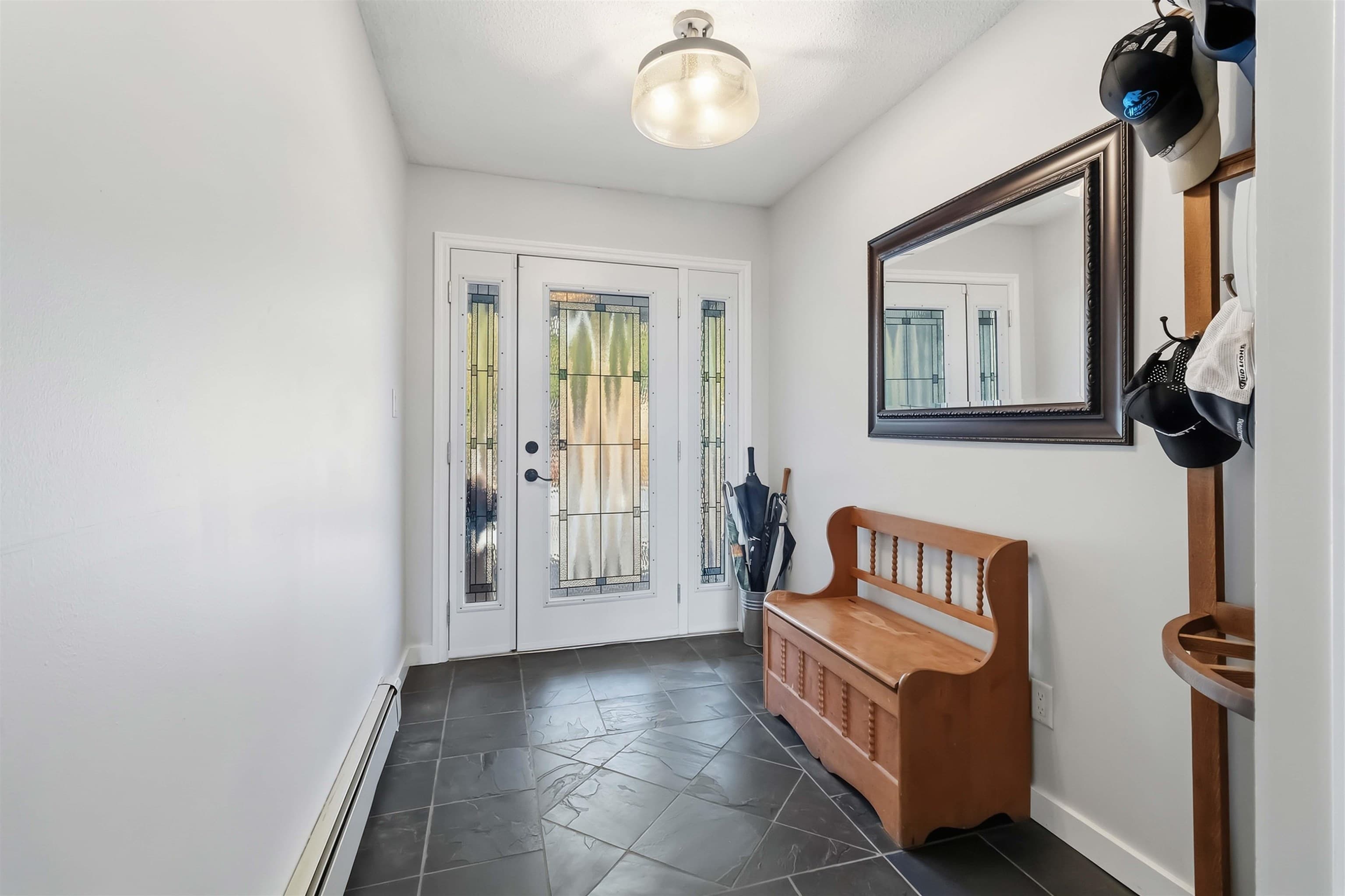 33017 14th Avenue, Mission, V2V 2P3 — photo 4