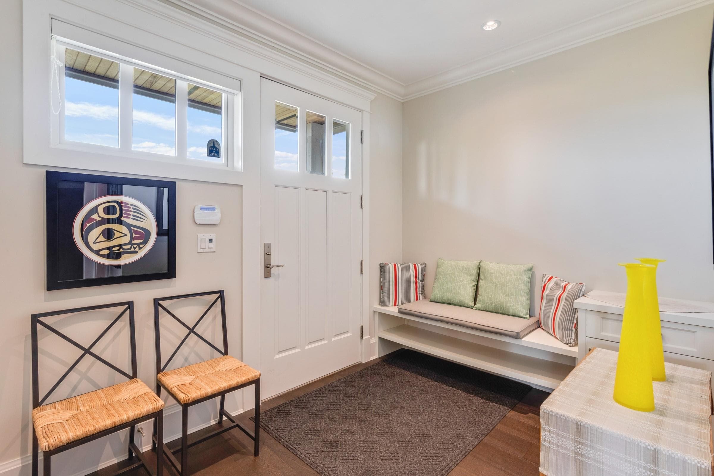 2228 Mahon Avenue, North Vancouver, V7M 2T9 — photo 3