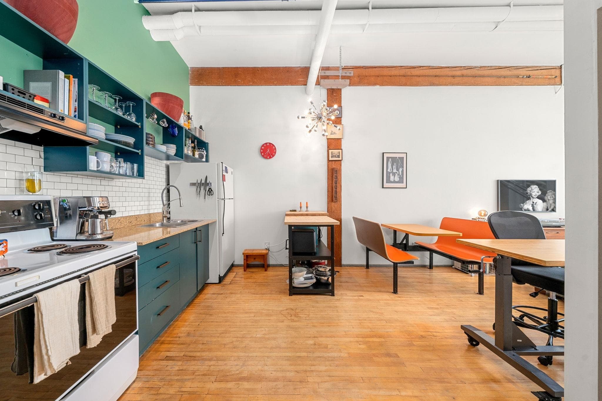 120 - 2556 E Hastings Street, Vancouver, V5K 1Z3 — photo 2