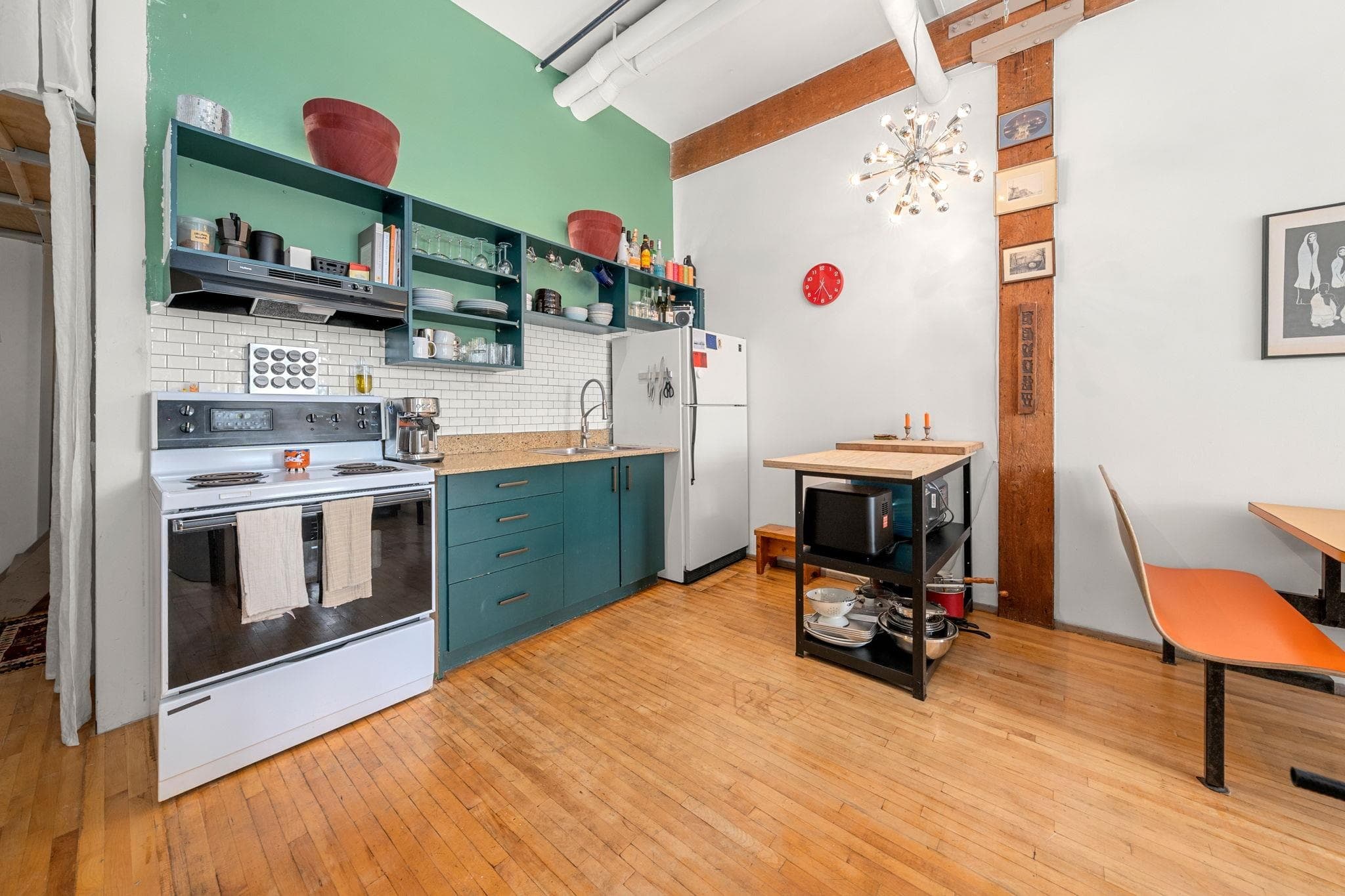 120 - 2556 E Hastings Street, Vancouver, V5K 1Z3 — photo 1