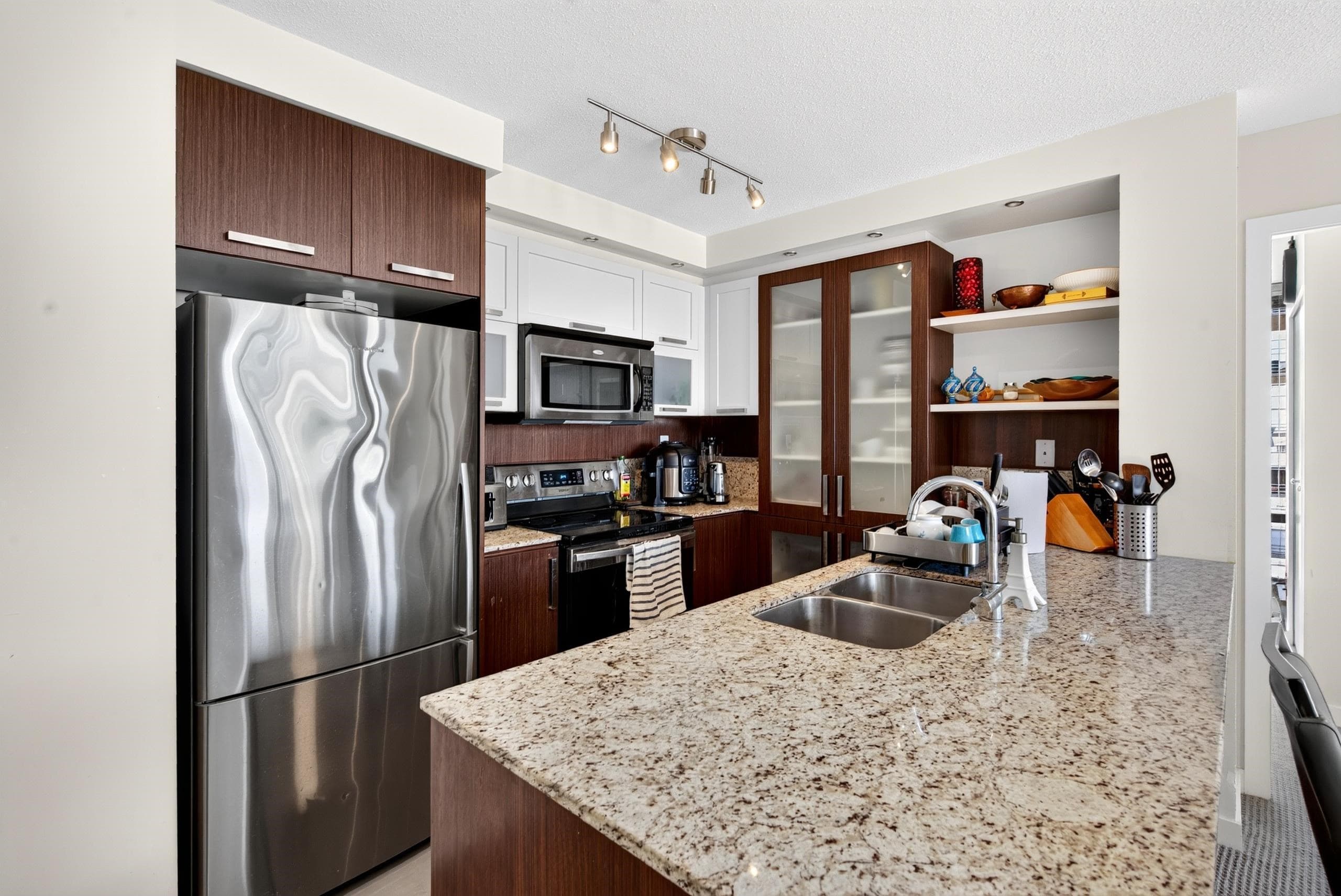 1803 - 2980 Atlantic Avenue, Coquitlam, V3B 0G2 — photo 5