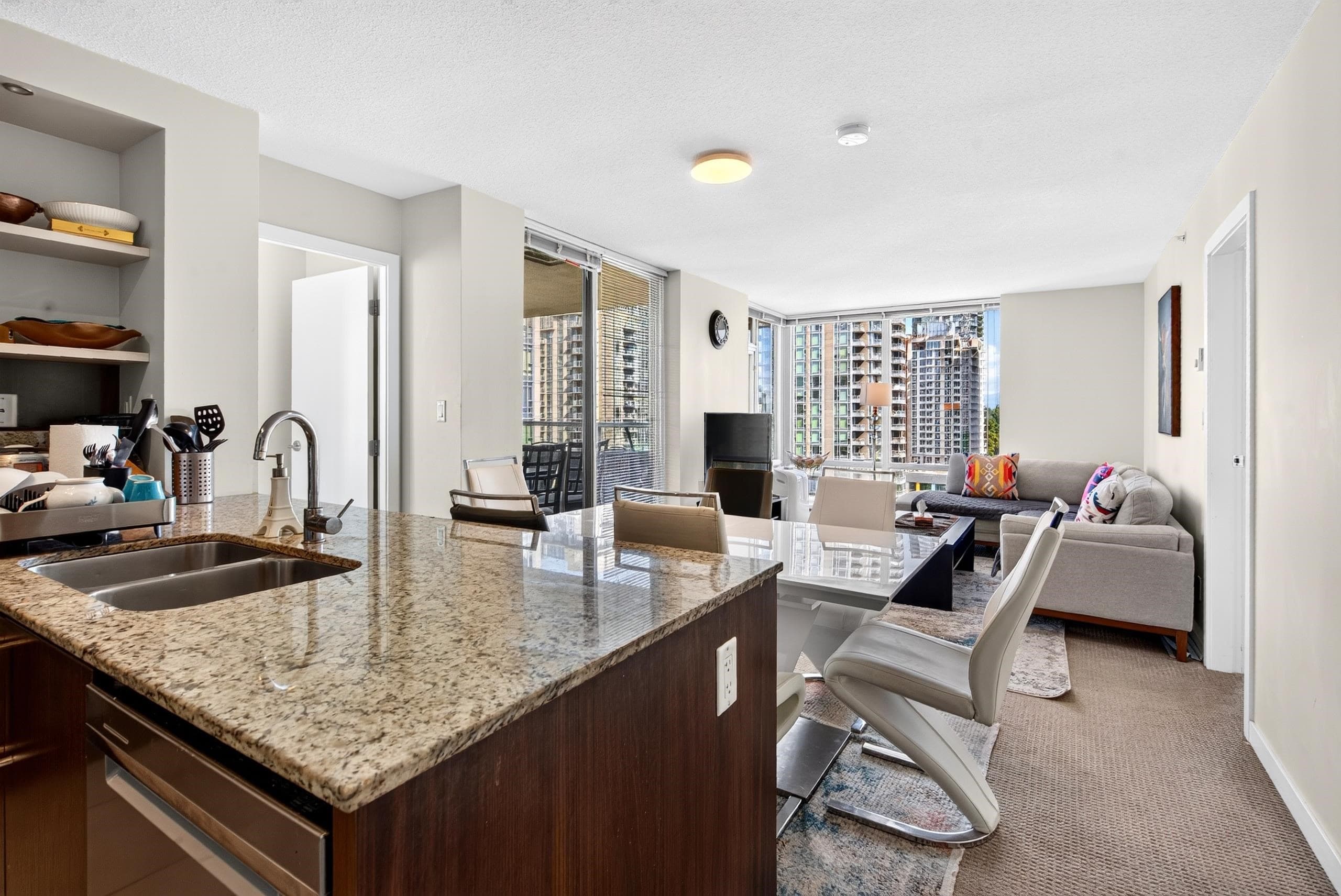 1803 - 2980 Atlantic Avenue, Coquitlam, V3B 0G2 — photo 4
