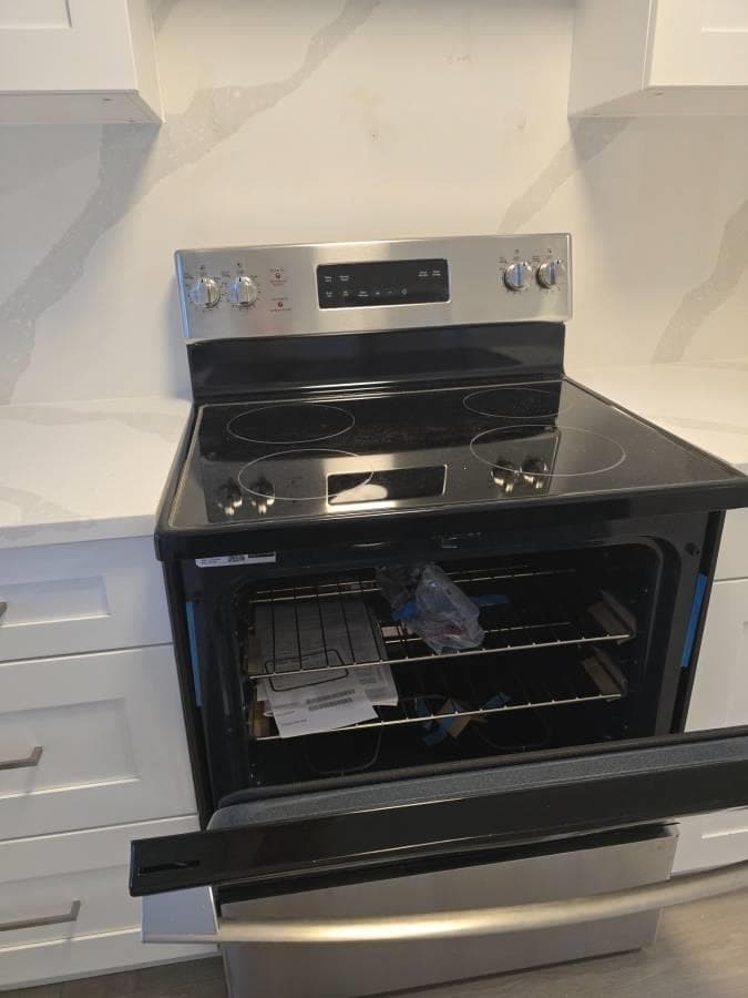 Suite - 8668 Machell St, Mission, V4S 0E3 — photo 2