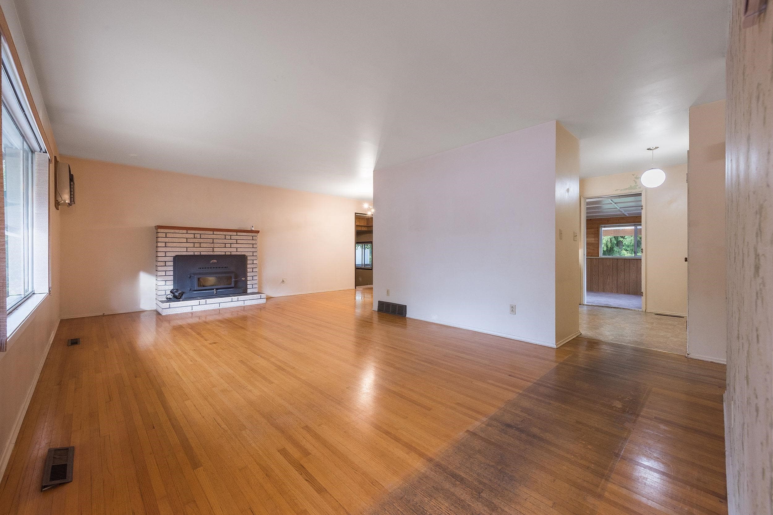 710 Coquihalla Street, Hope, V0X 1L0 — photo 2