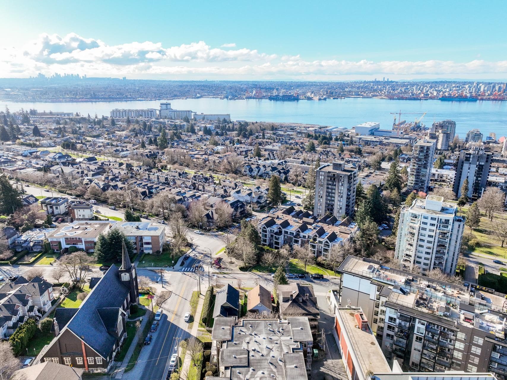164 E 10th Street, North Vancouver, V7L 2C8 — photo 3