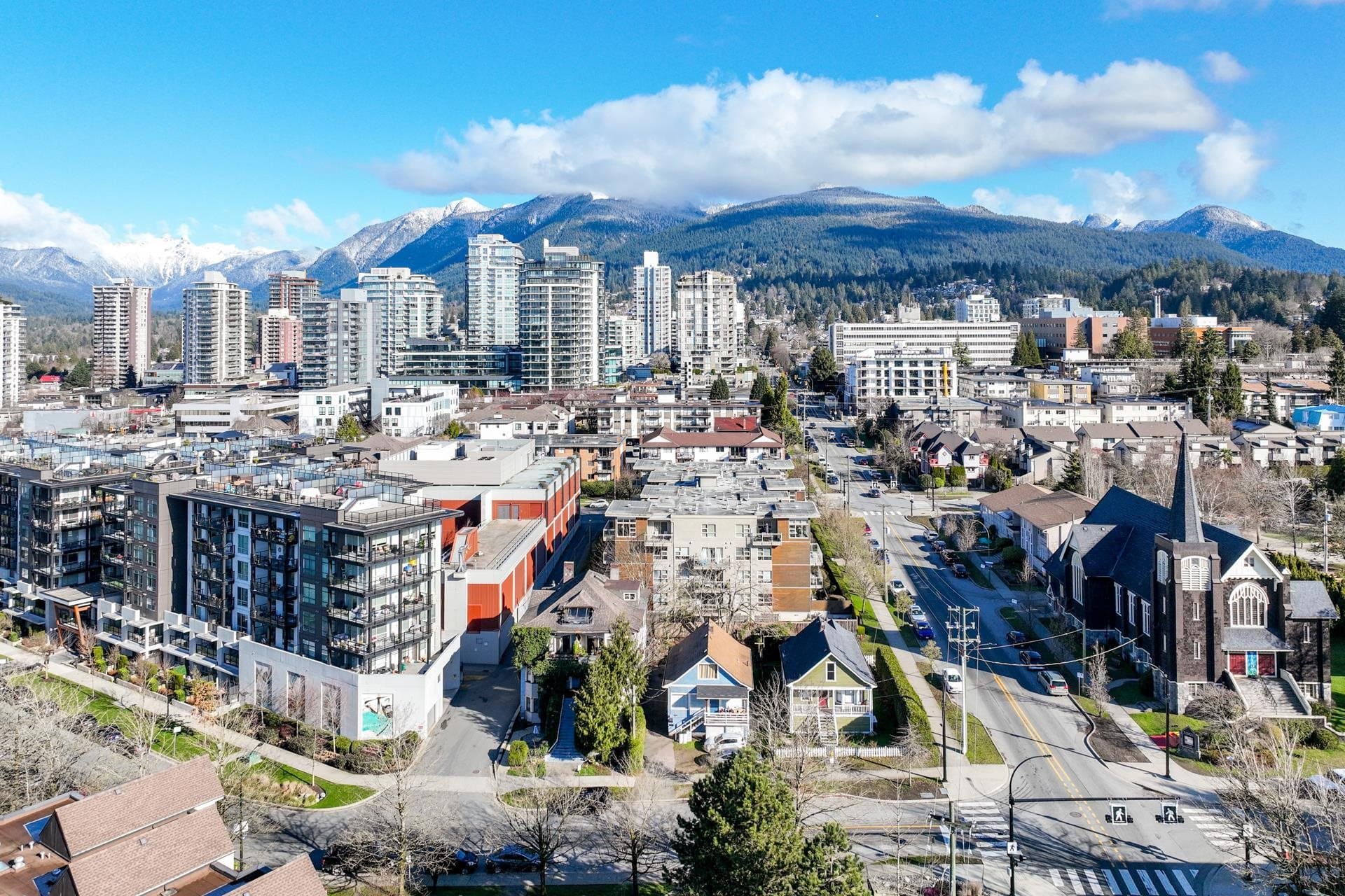 164 E 10th Street, North Vancouver, V7L 2C8 — photo 4