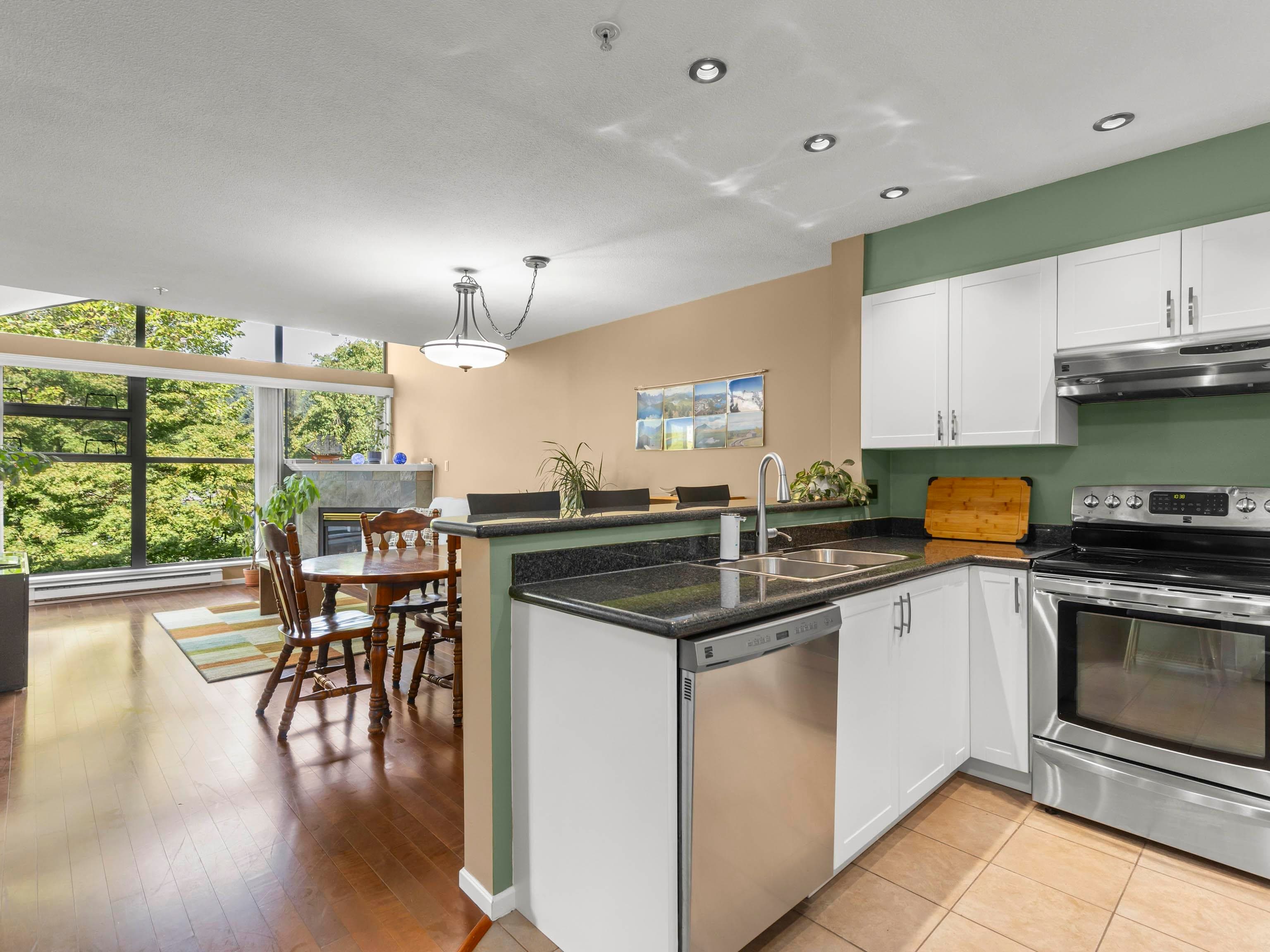 408 - 225 Newport Drive, Port Moody, V3H 5C7 — photo 1