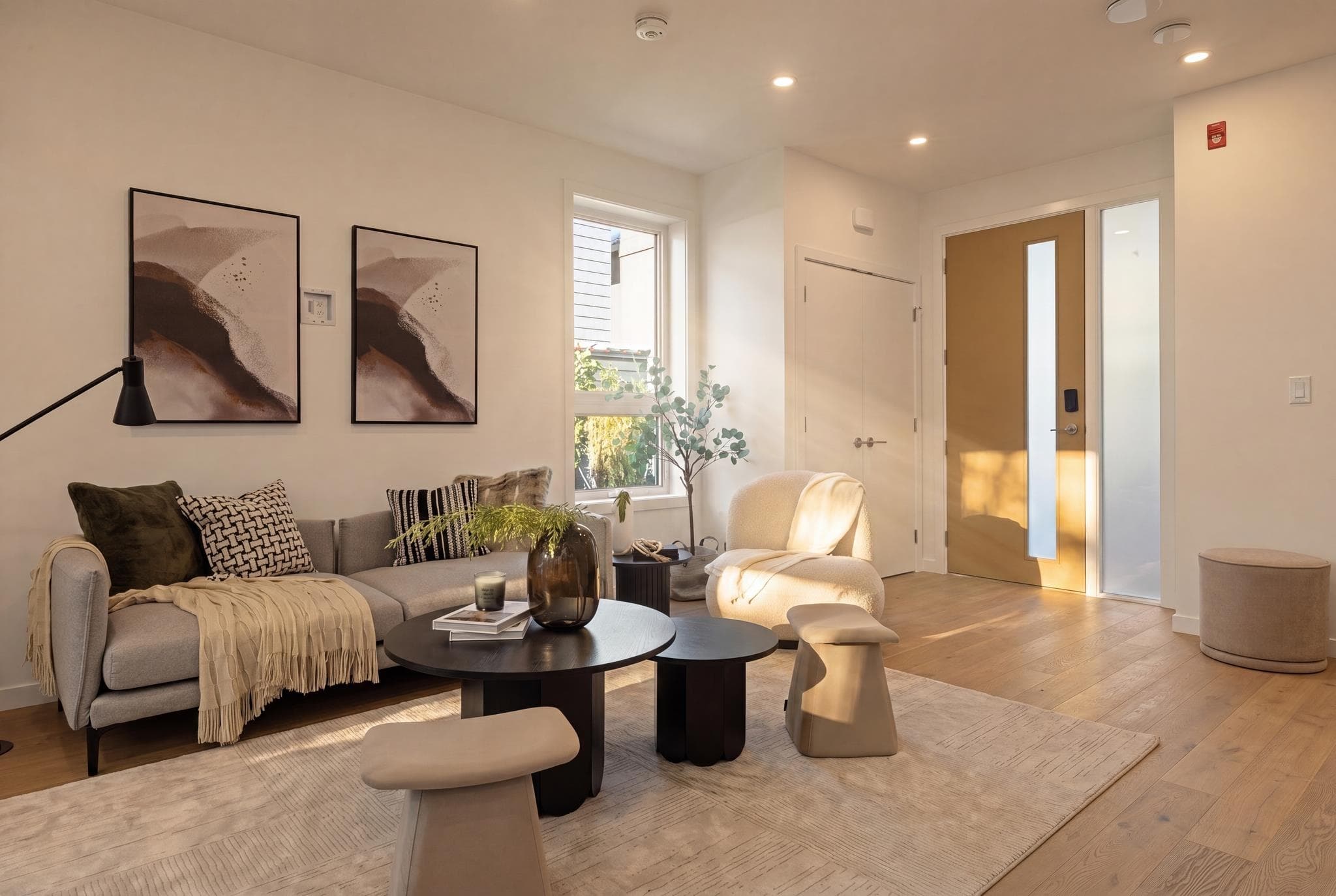 2796 Cambridge Street, Vancouver, V5K 1L7 — photo 3