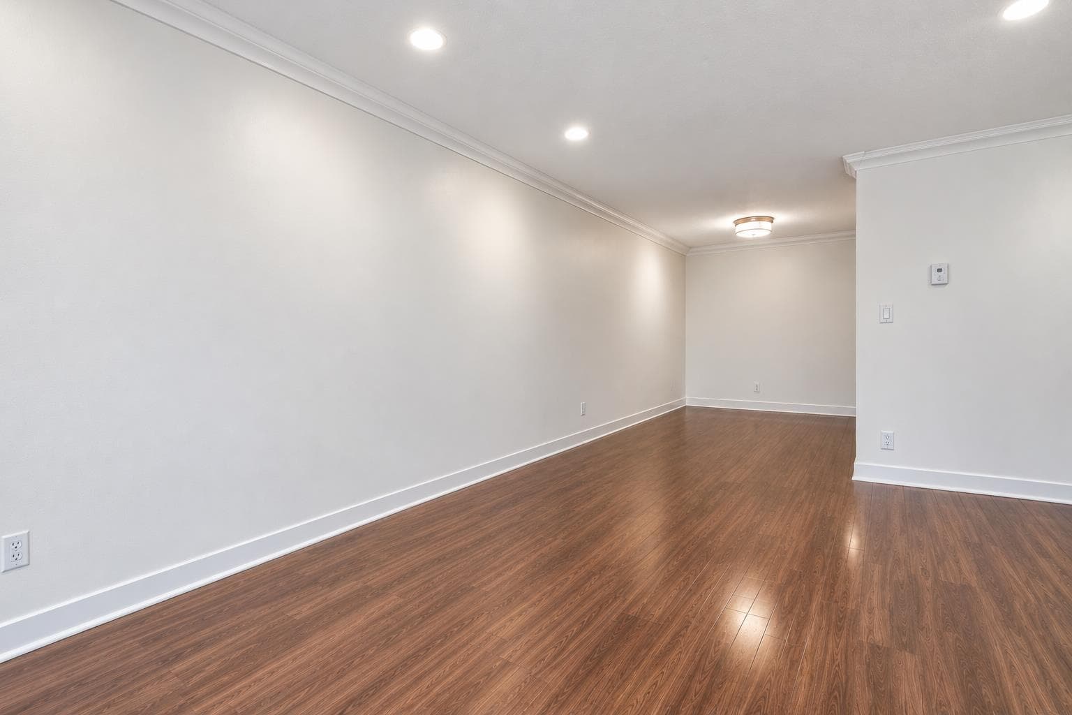 206 - 853 E 7 Avenue, Vancouver, V5T 1P4 — photo 5