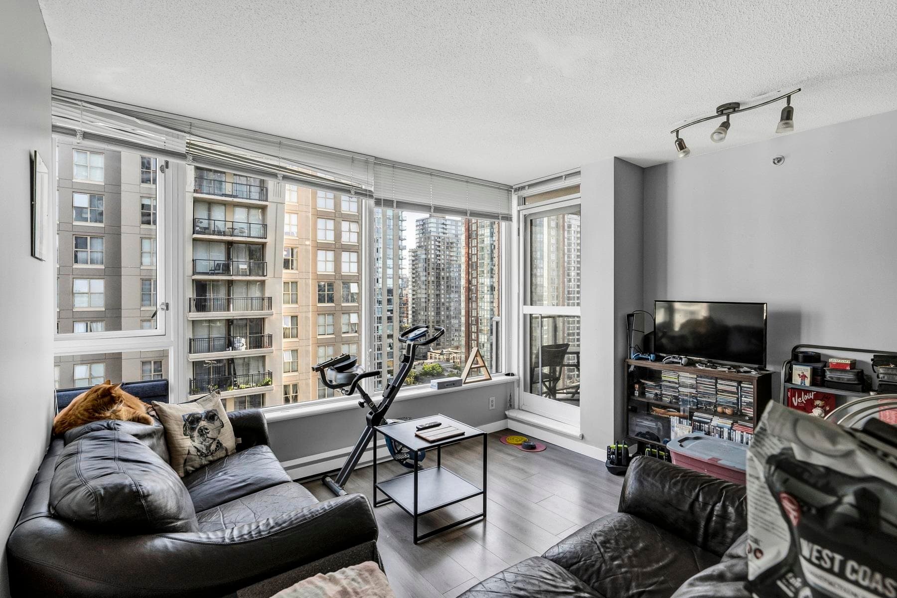 1702 - 1001 Richards Street, Vancouver, V6B 1J6 — photo 5
