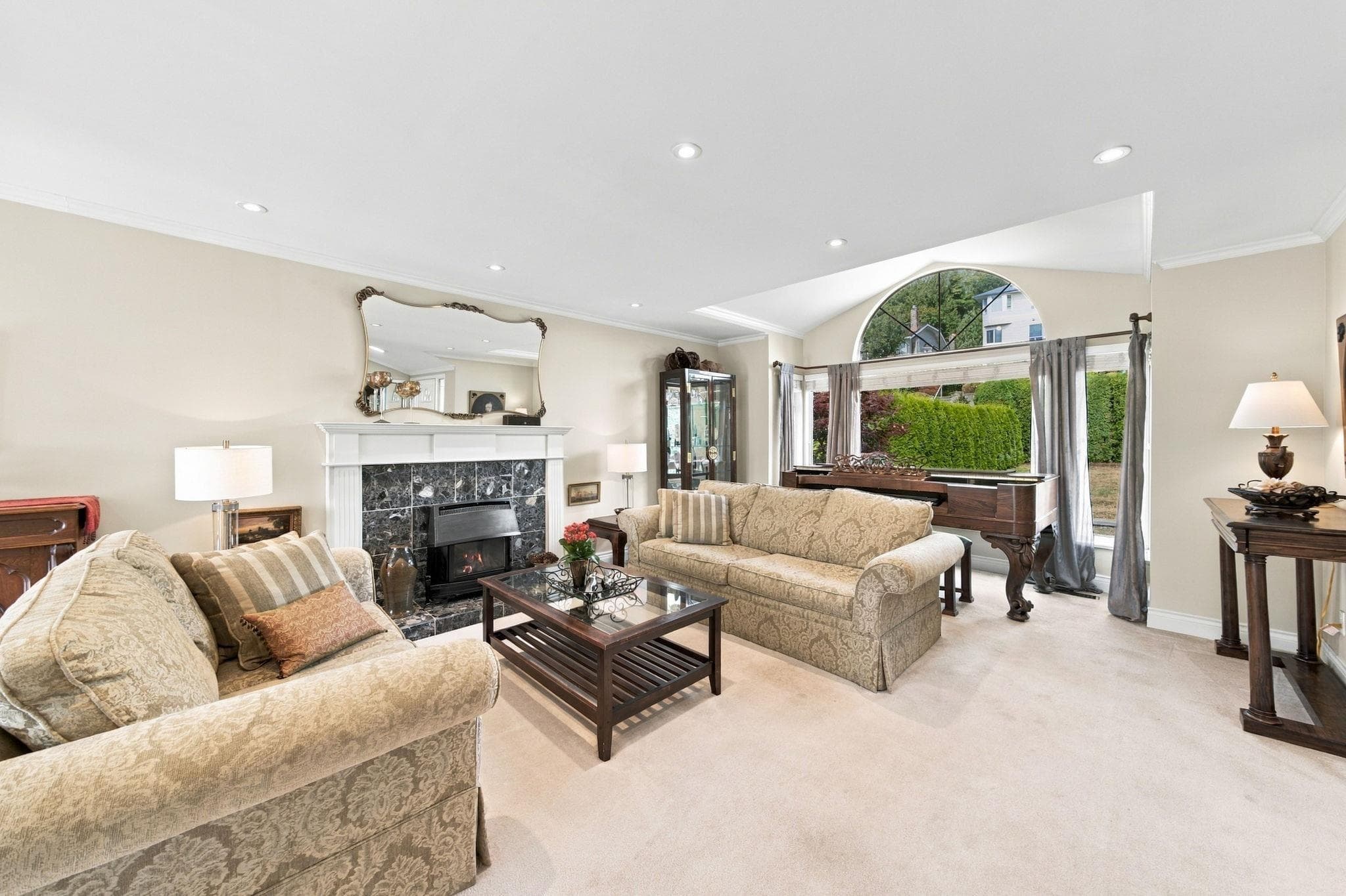 3950 Sparrow Lane, North Vancouver, V7G 2M8 — photo 3