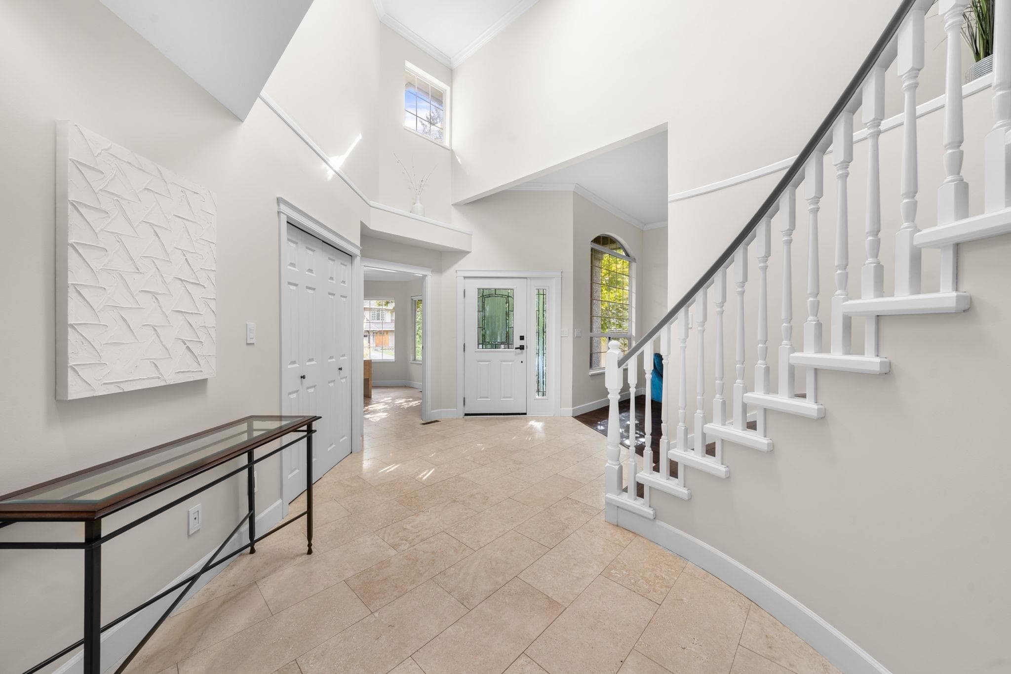 1617 Emerson Court, North Vancouver, V7H 2Y6 — photo 2