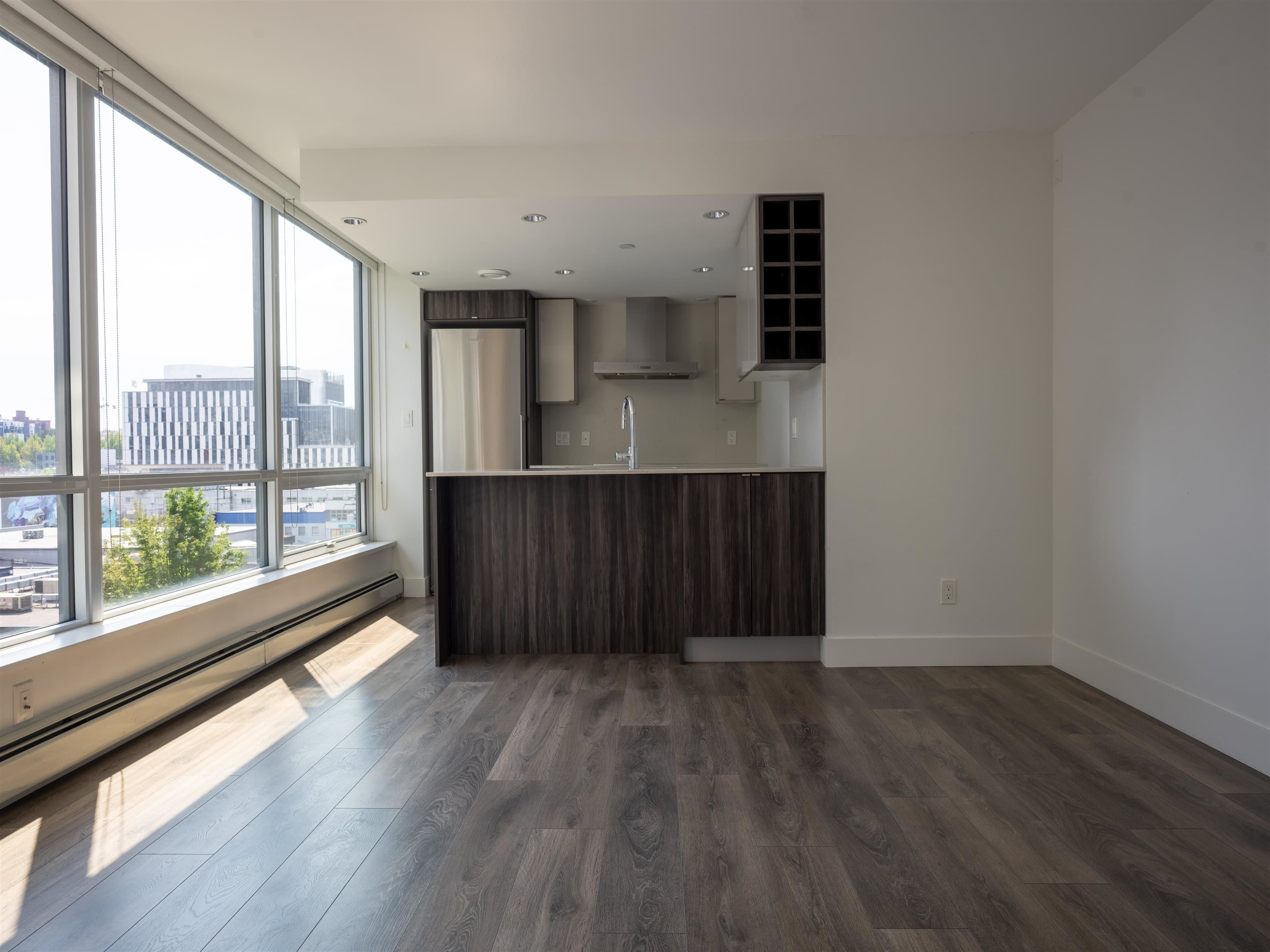 706 - 1788 Columbia Street, Vancouver, V5Y 0L7 — photo 4