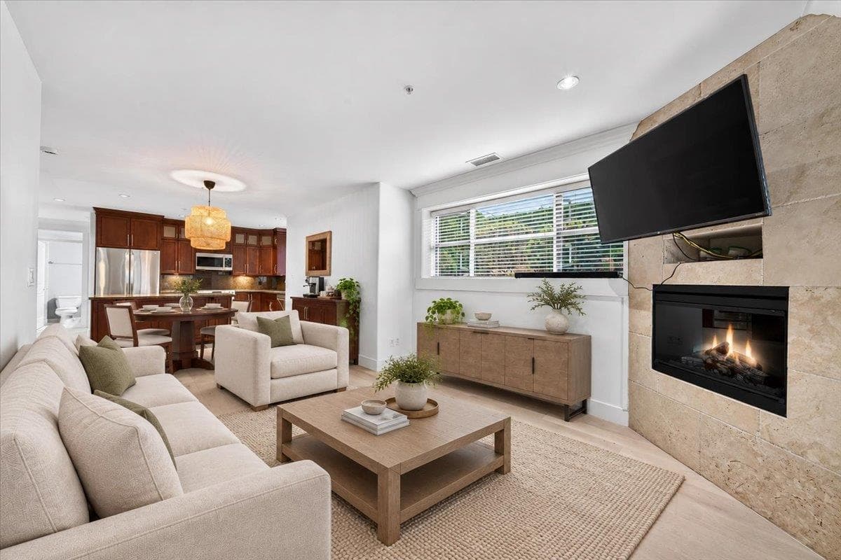 102 - 15164 Prospect Avenue, White Rock, V4B 3B9 — photo 3