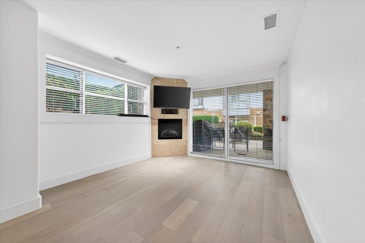 102 - 15164 Prospect Avenue, White Rock, V4B 3B9 — photo 5