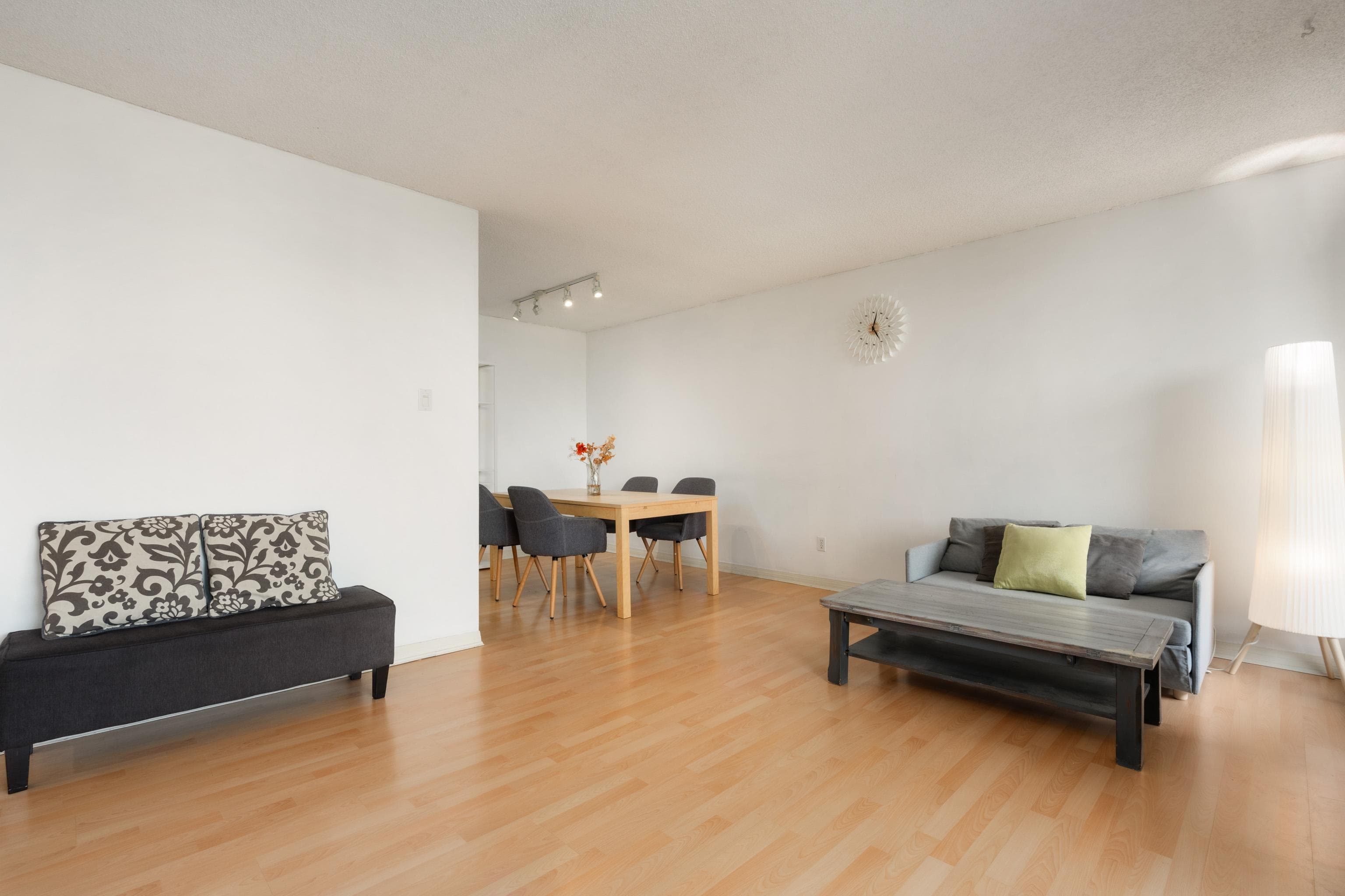 704 - 6689 Willingdon Avenue, Burnaby, V5H 3Y8 — photo 3