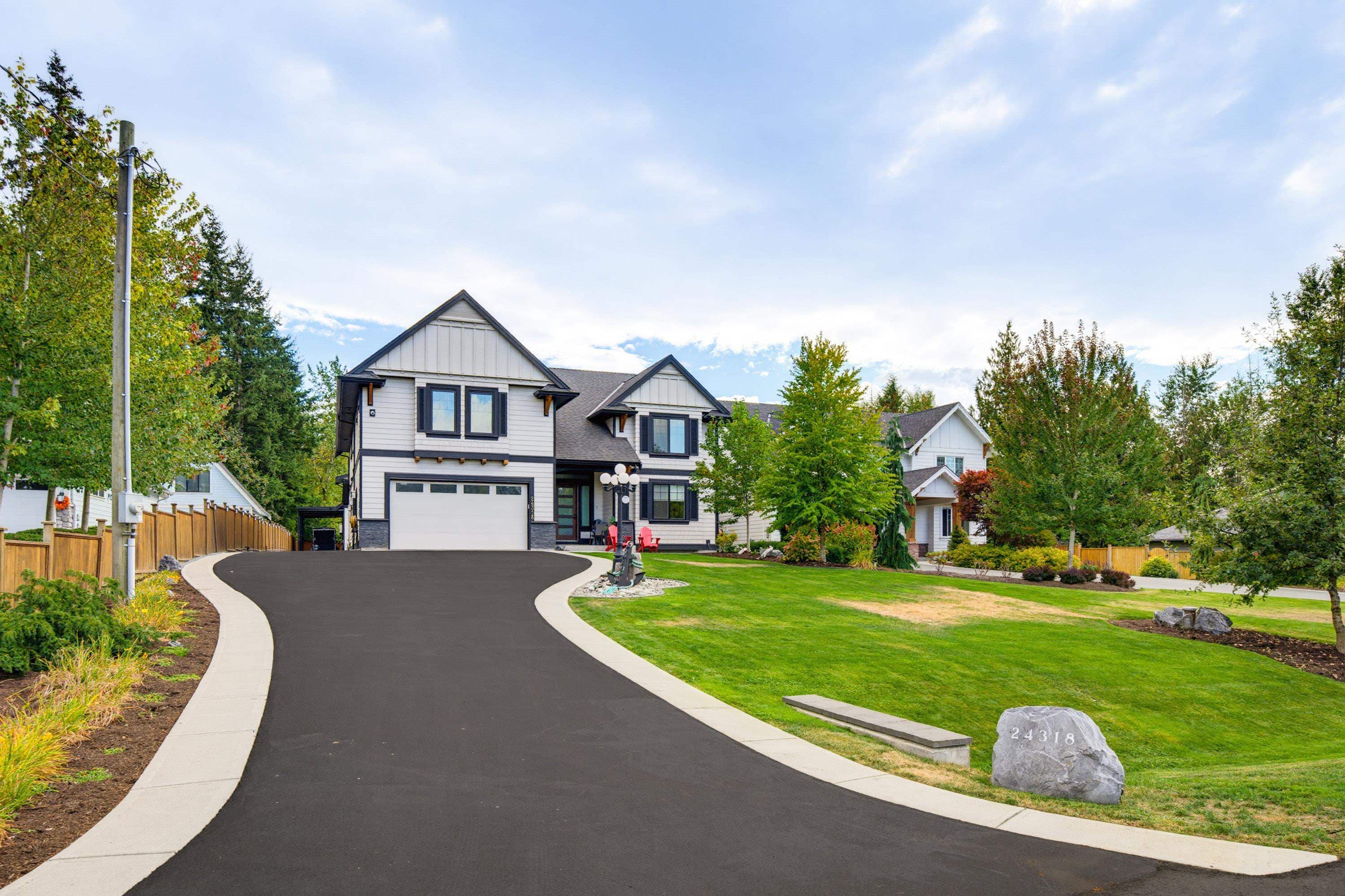24318 40 Avenue, Langley, V2Z 2M2 — photo 1