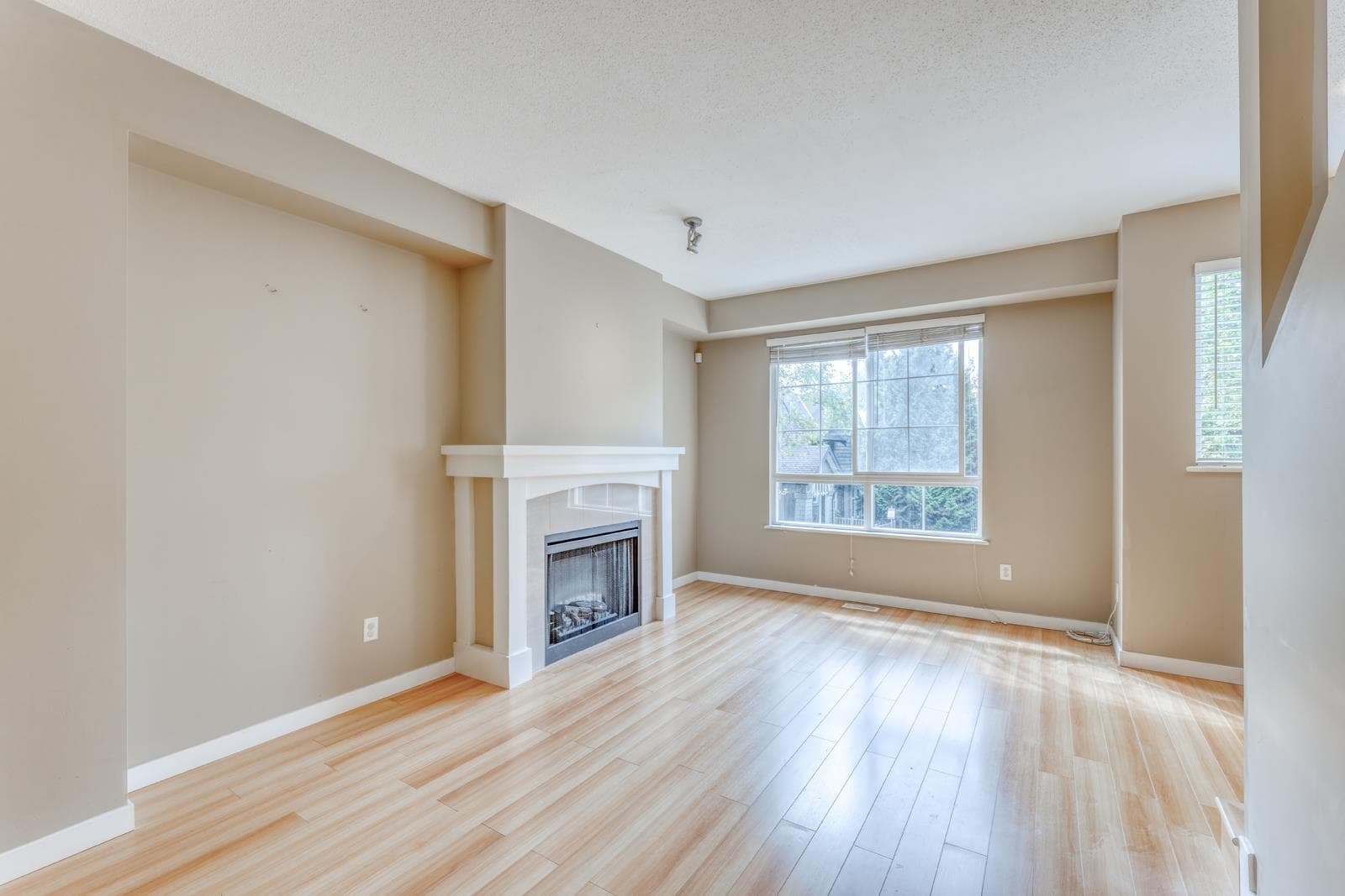 64 - 2978 Whisper Way, Coquitlam, V3E 3R8 — photo 4