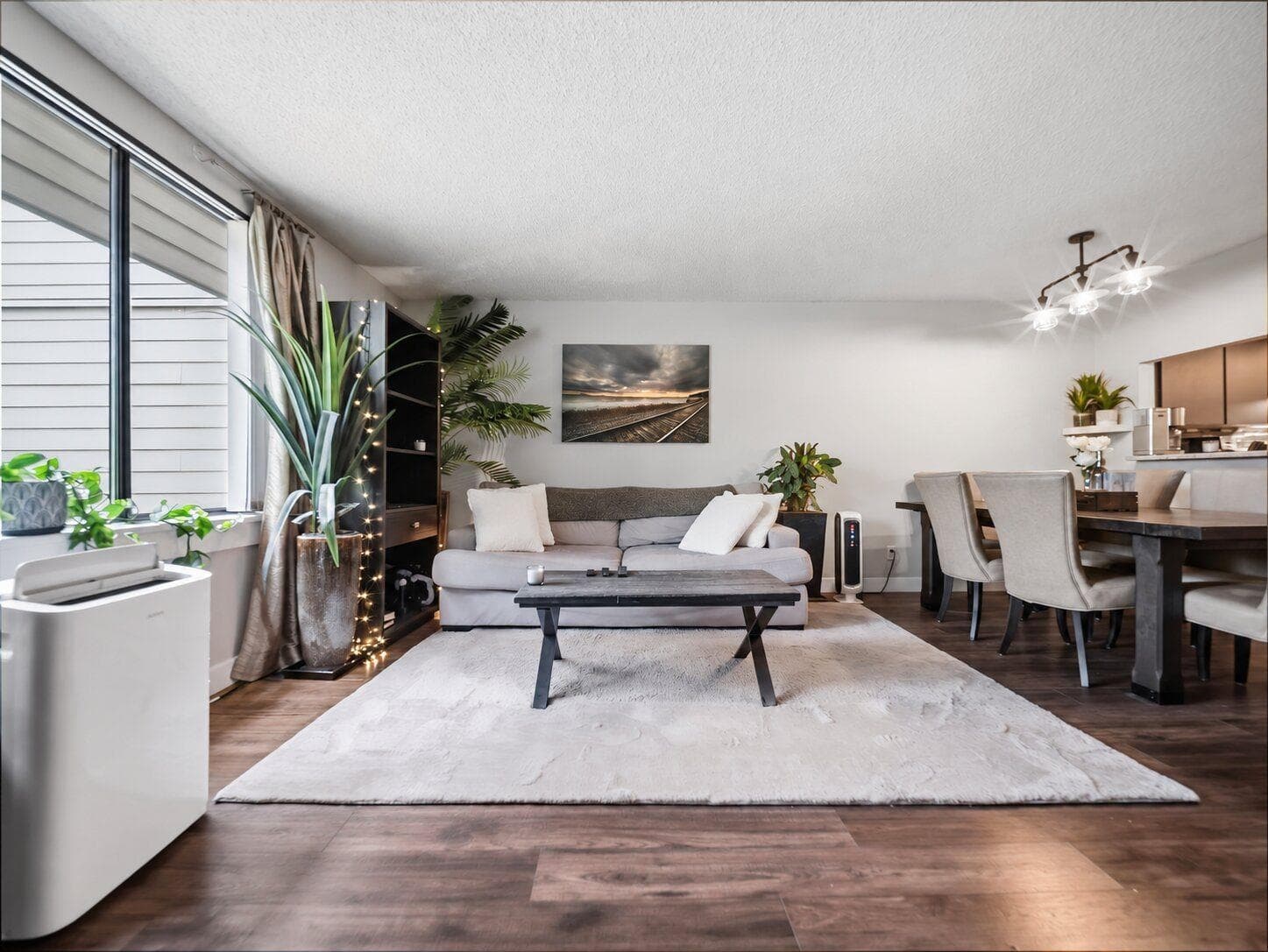 208 - 15272 19 Avenue, Surrey, V4A 1X6 — photo 3