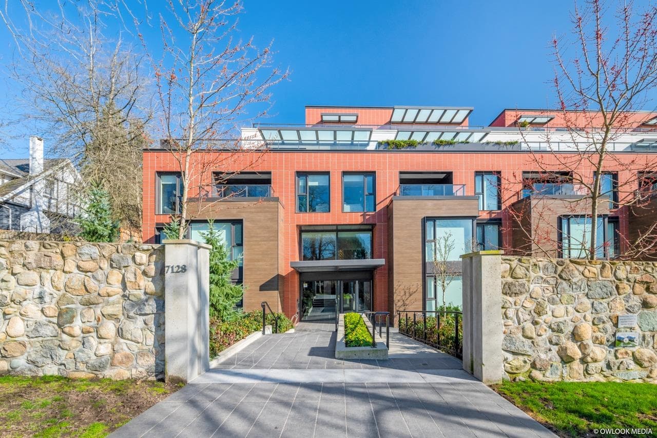 702 - 7128 Adera Street, Vancouver