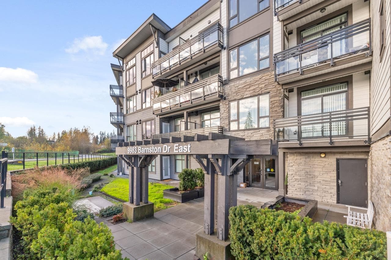 309 - 9983 E Barnston Drive, Surrey, V4N 6T3 — photo 3