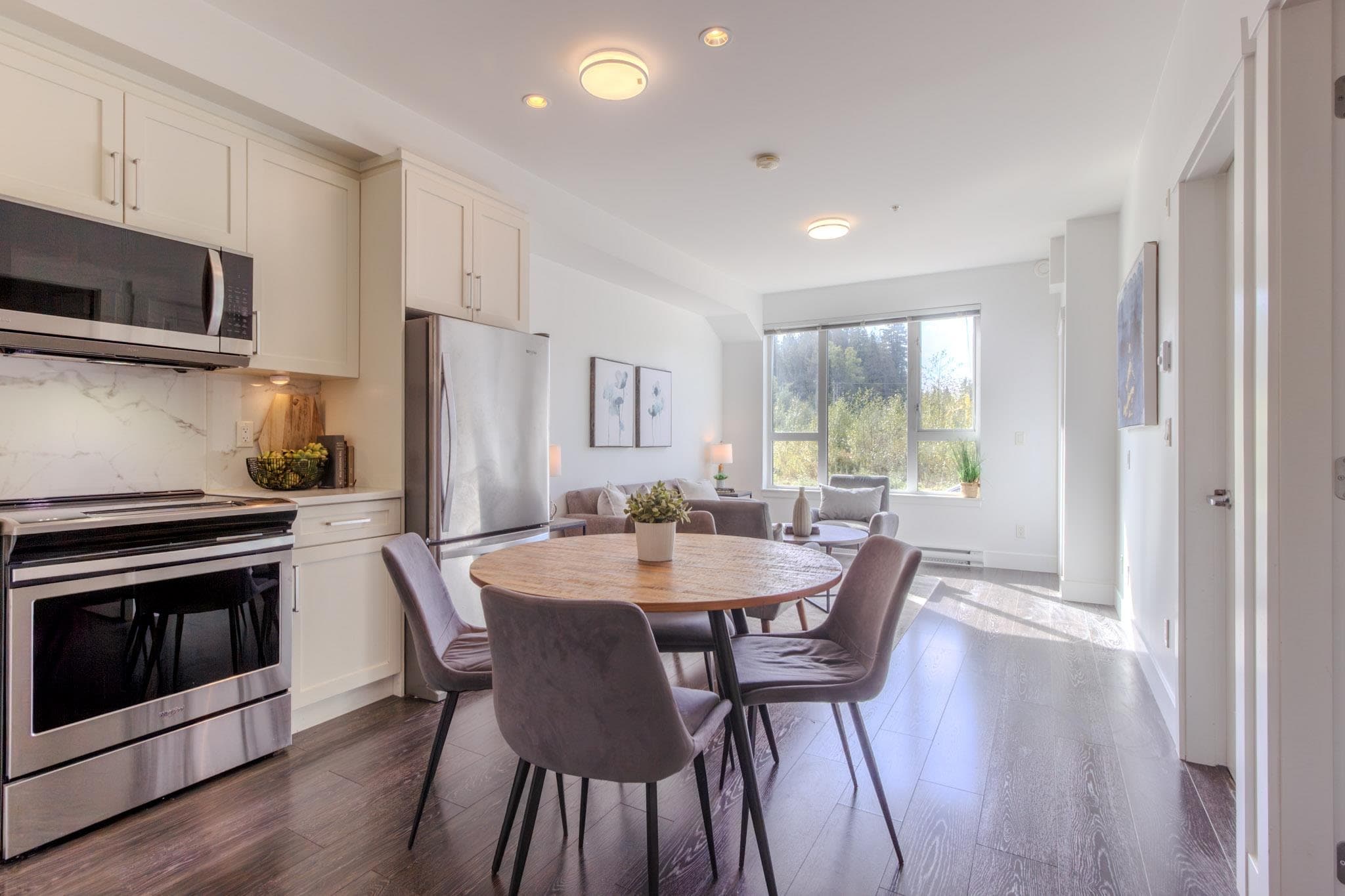 309 - 9983 E Barnston Drive, Surrey, V4N 6T3 — photo 5