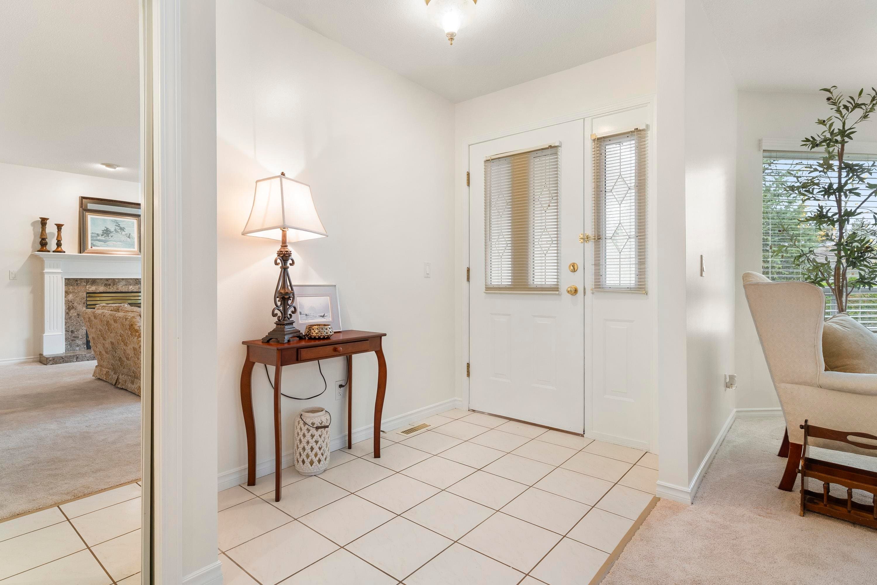 2888 153a Street, Surrey, V4P 1G5 — photo 4