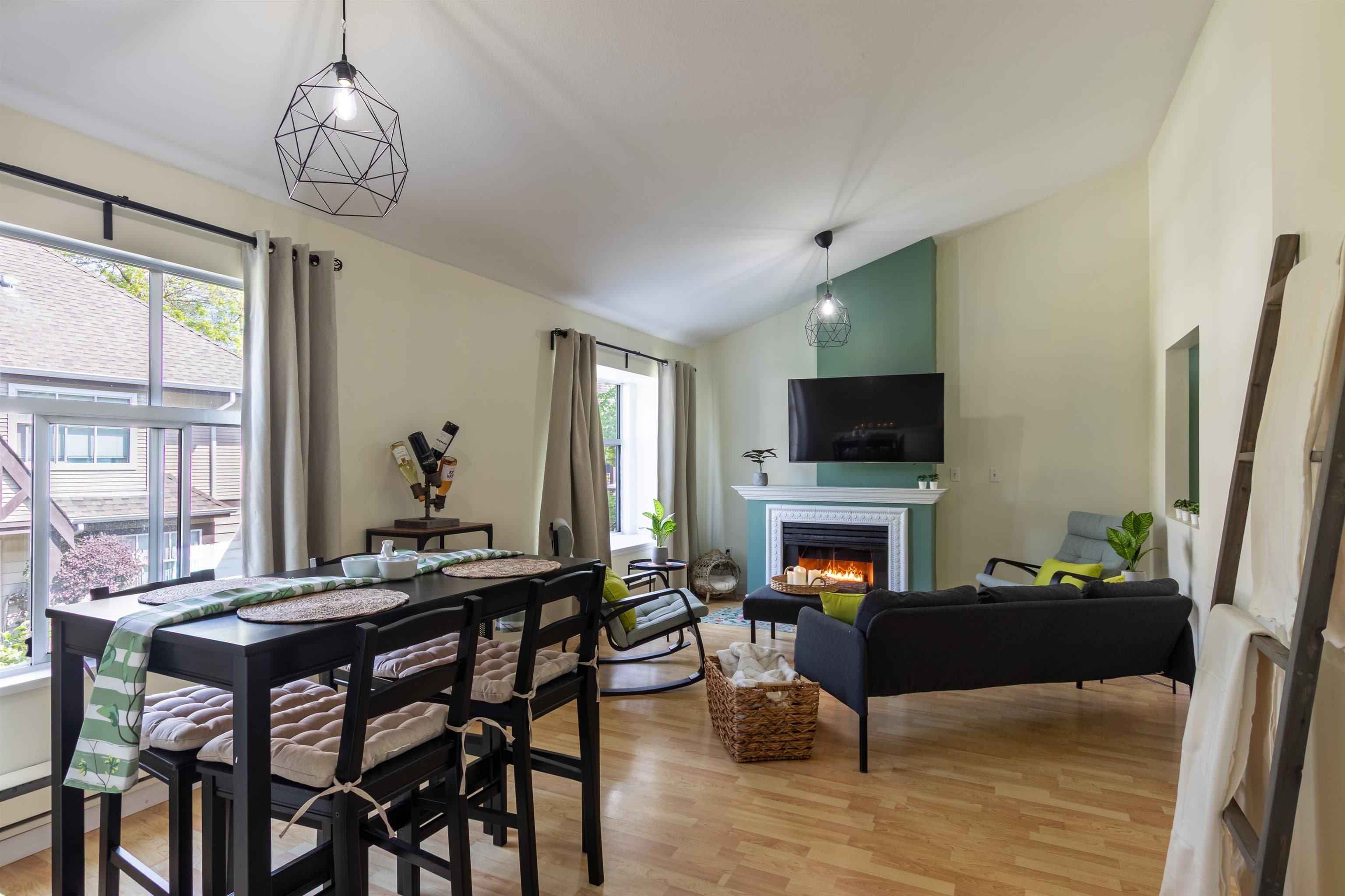 90 - 12099 237th Street, Maple Ridge