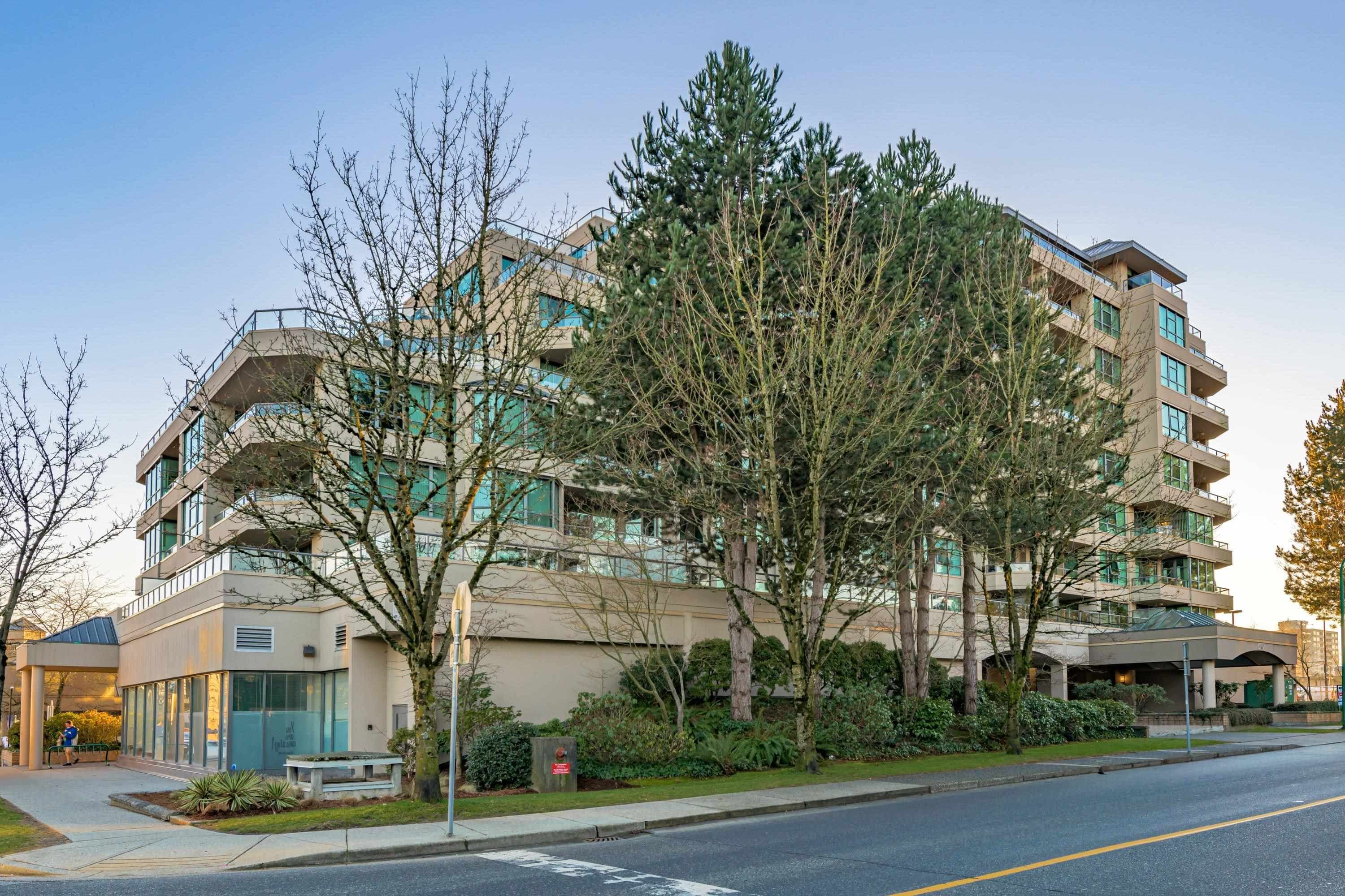 404 - 4160 Albert Street, Burnaby, V5C 6K2 — photo 2