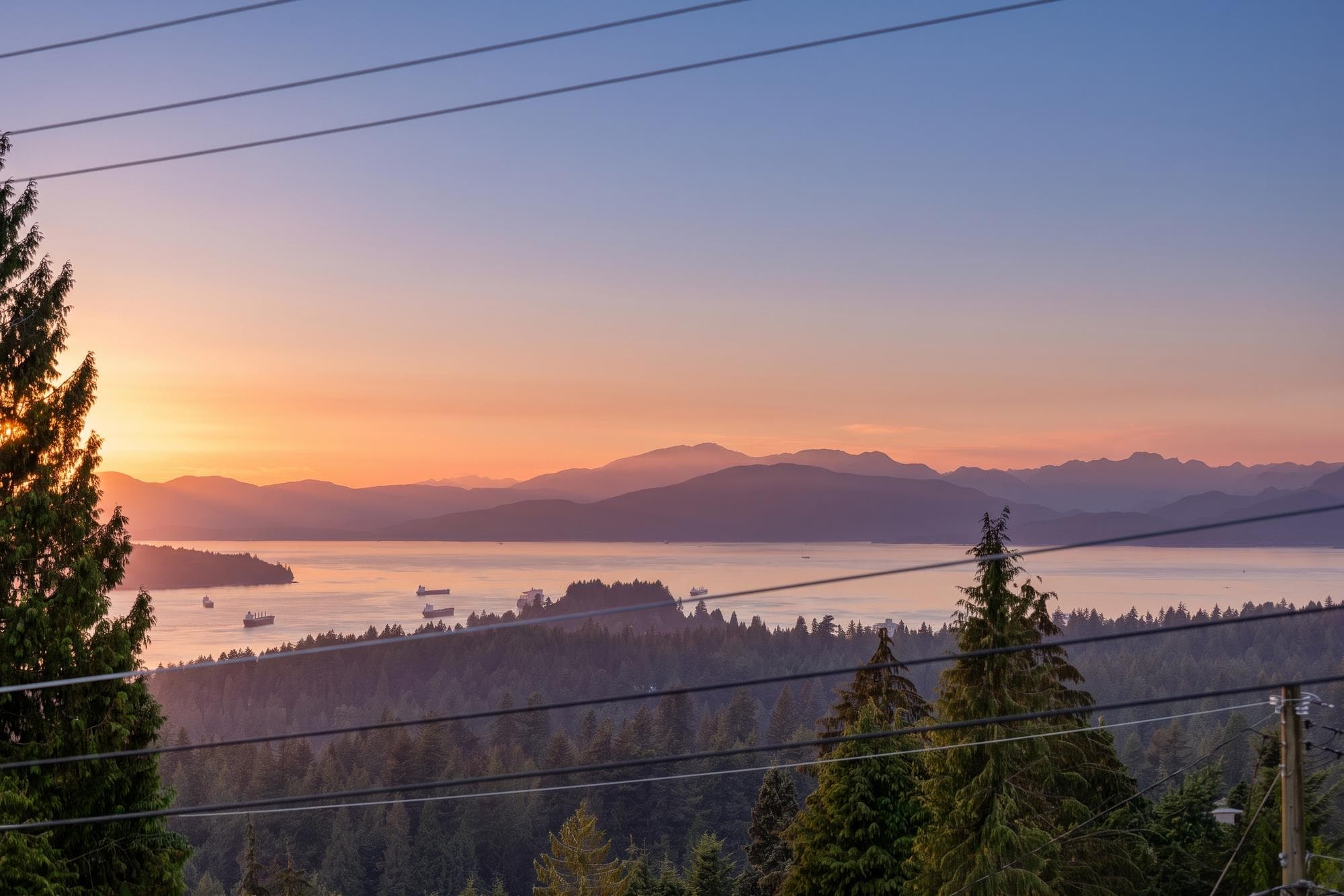 4716 Skyline Drive, North Vancouver, V7R 3H8 — photo 2