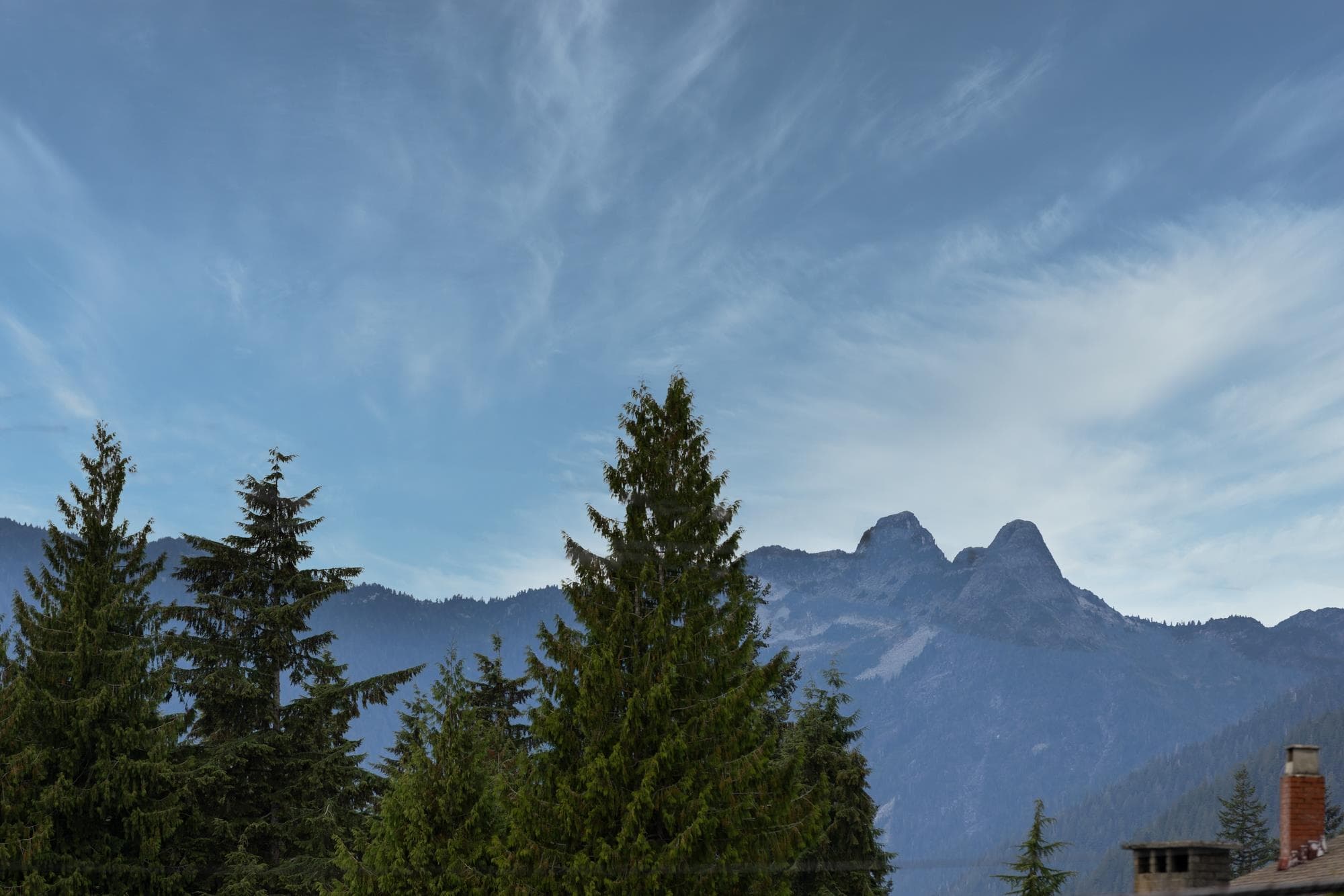 4716 Skyline Drive, North Vancouver, V7R 3H8 — photo 3